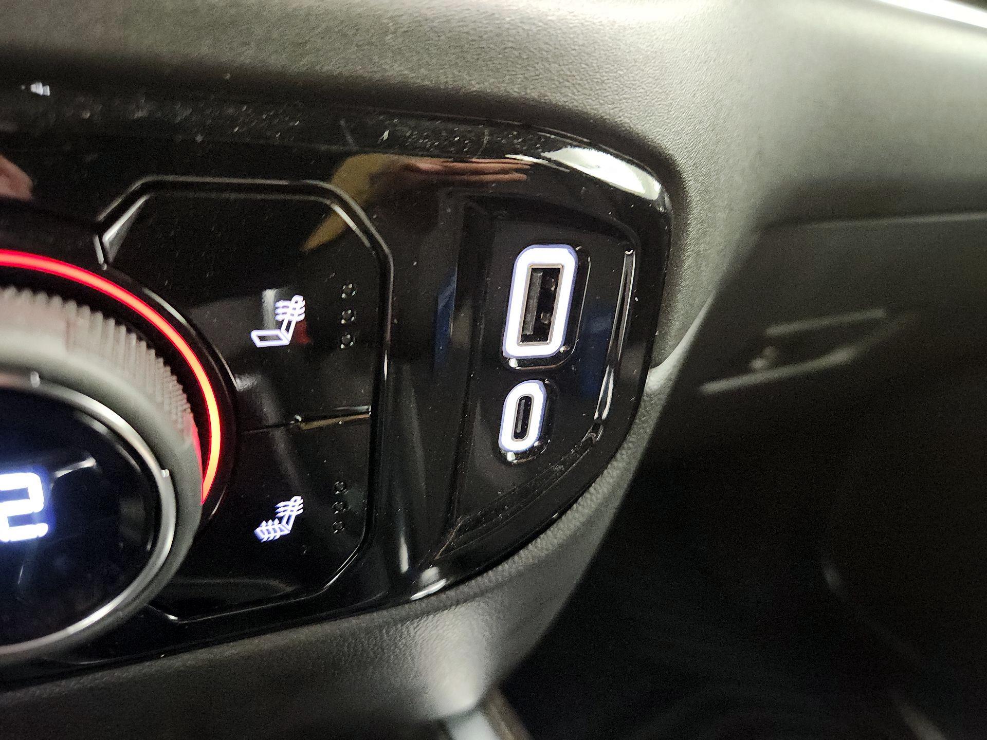 Thumbnail: 2024 Chevrolet Silverado 1500 - 18