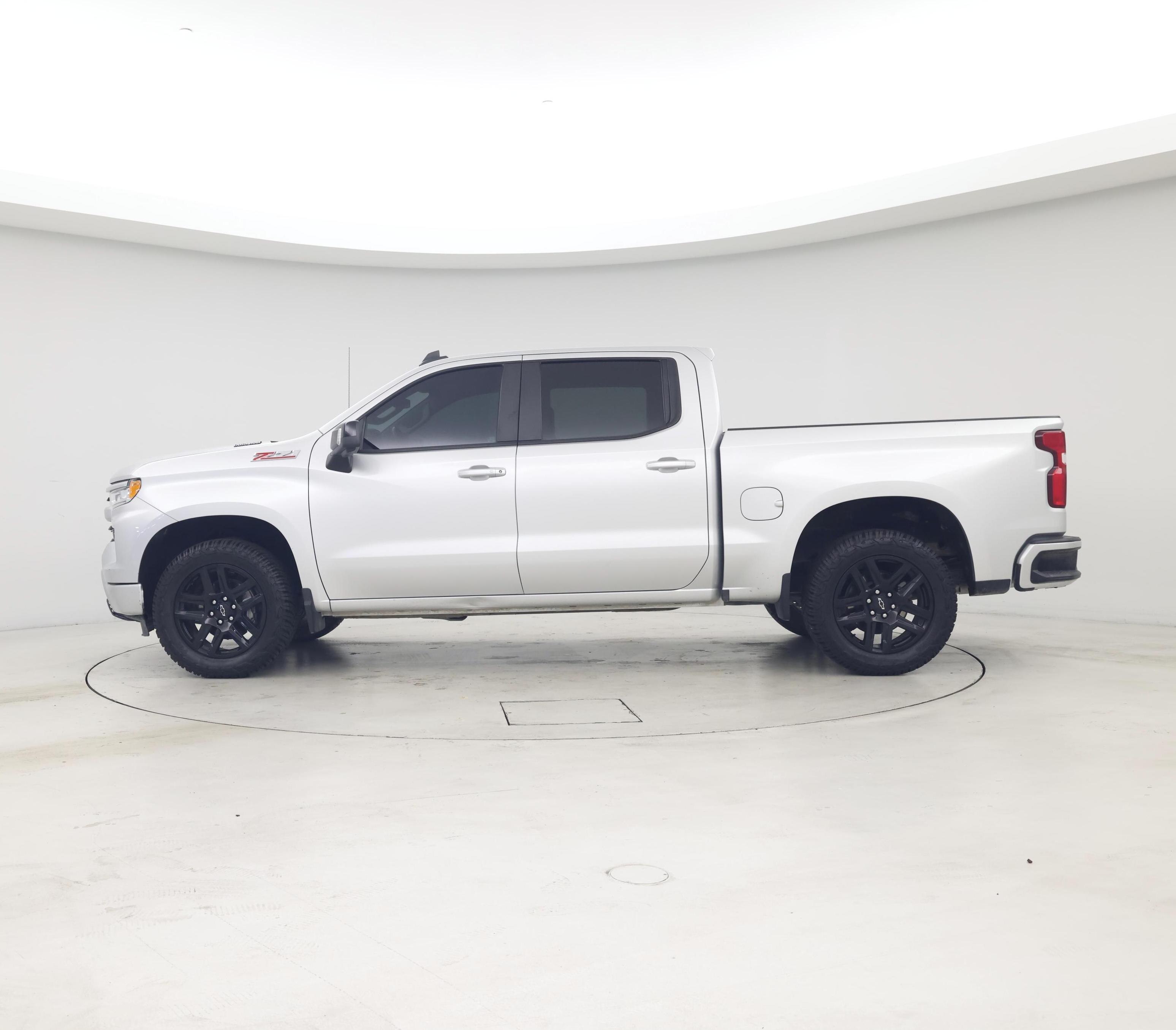 Thumbnail: 2022 Chevrolet Silverado 1500 - 3