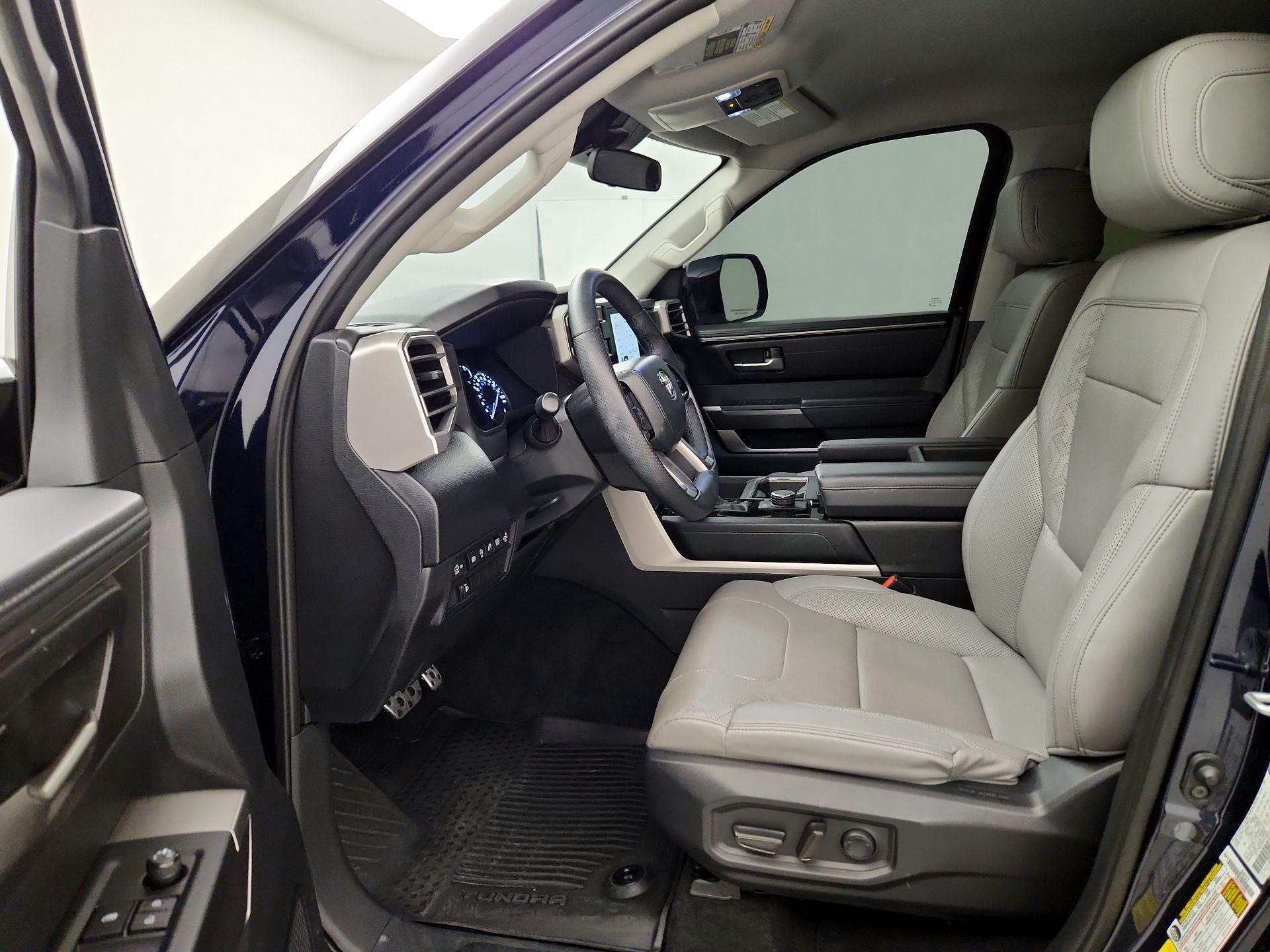 Thumbnail: 2022 Toyota Tundra - 11