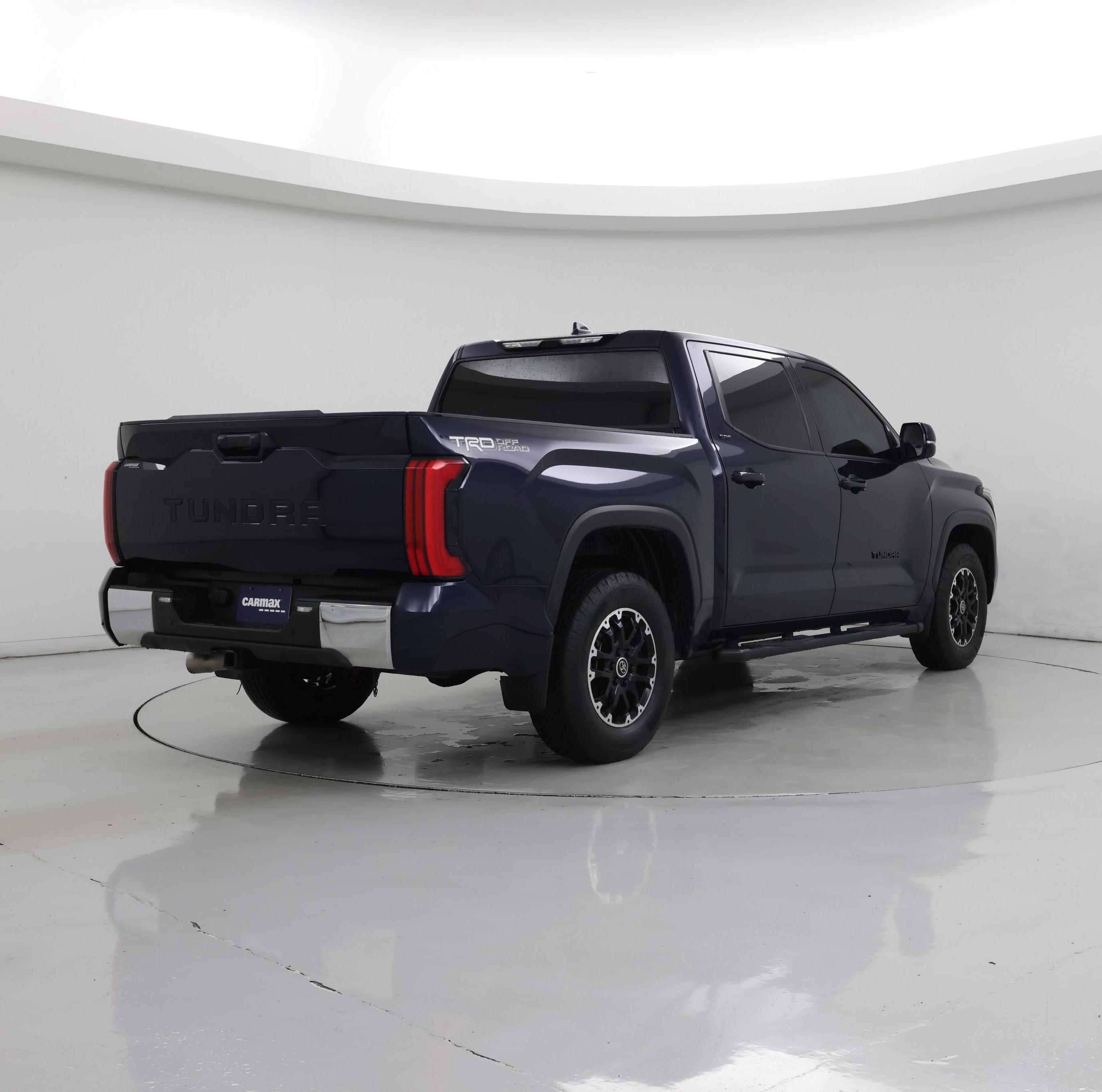 Thumbnail: 2022 Toyota Tundra - 8