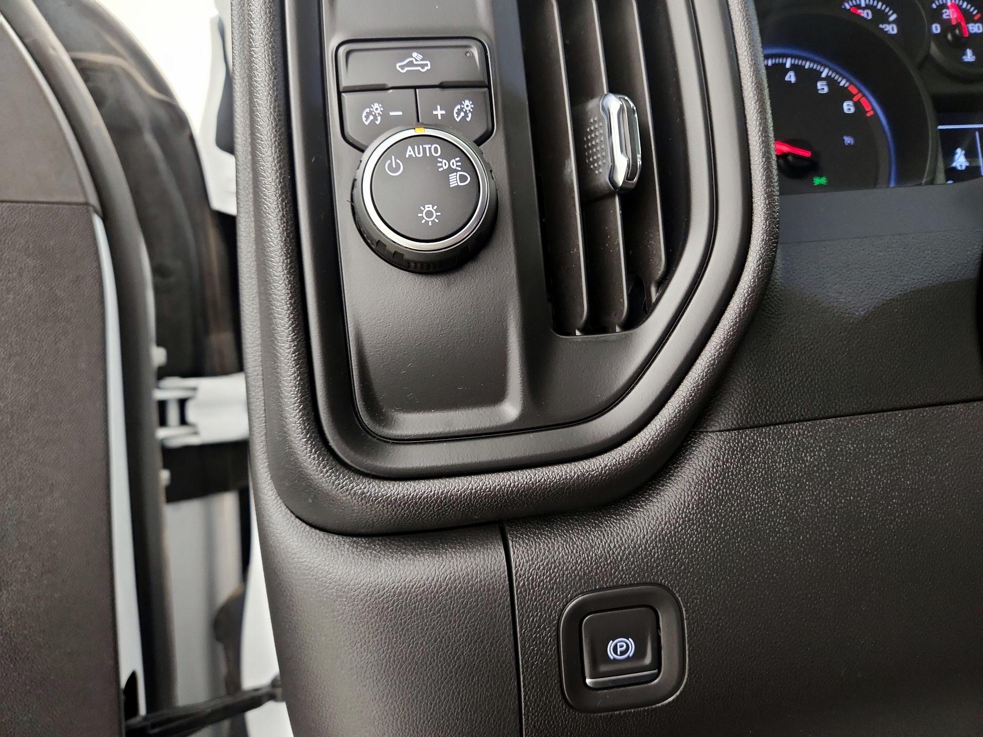 Thumbnail: 2024 Chevrolet Silverado 1500 - 13