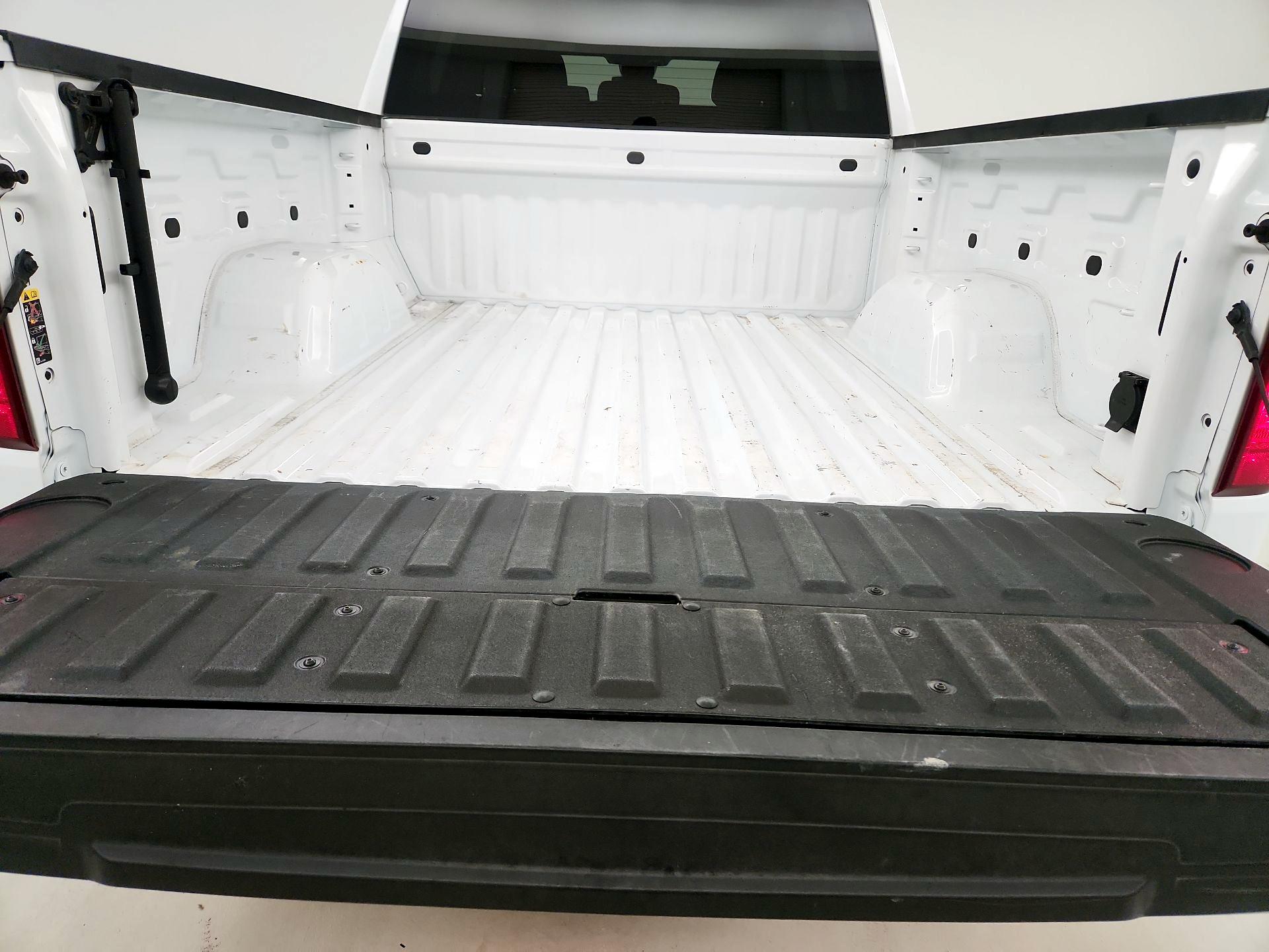 Thumbnail: 2024 Chevrolet Silverado 1500 - 20