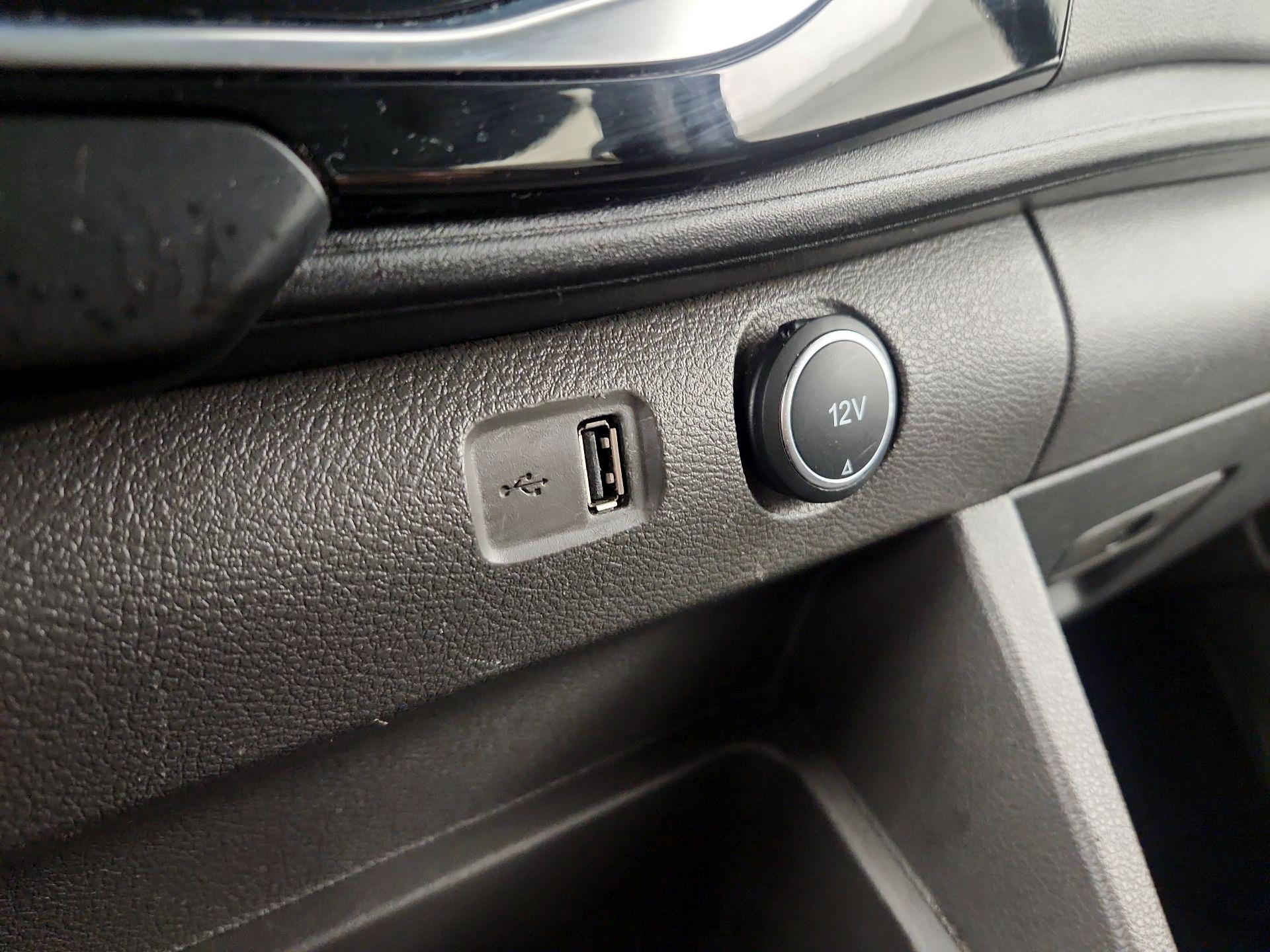 Thumbnail: 2023 Ford Transit Series - 19