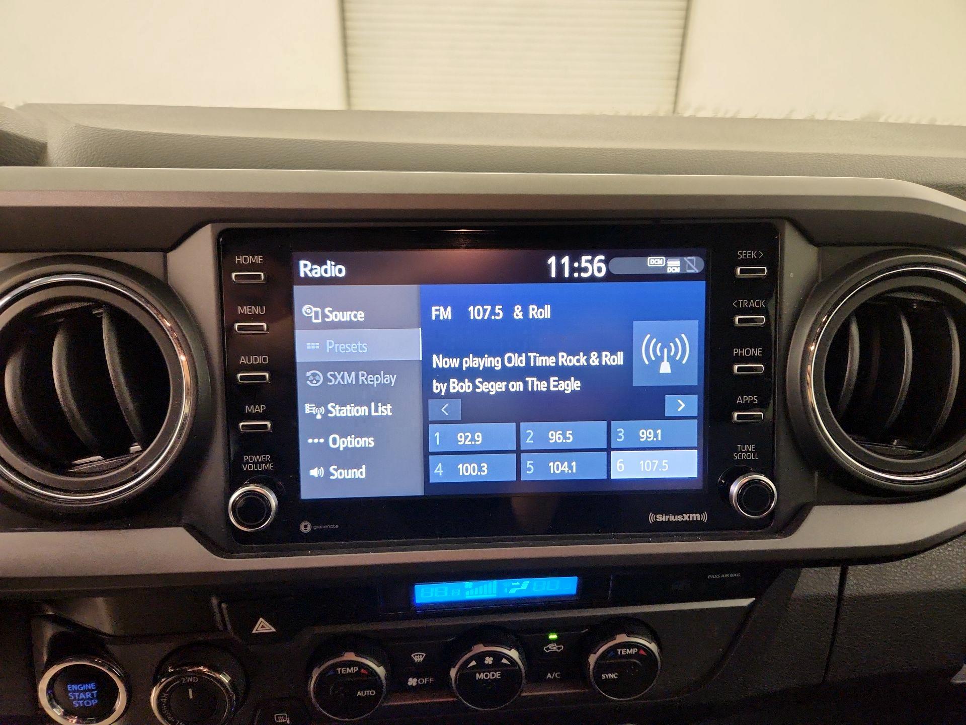 Thumbnail: 2021 Toyota Tacoma - 15