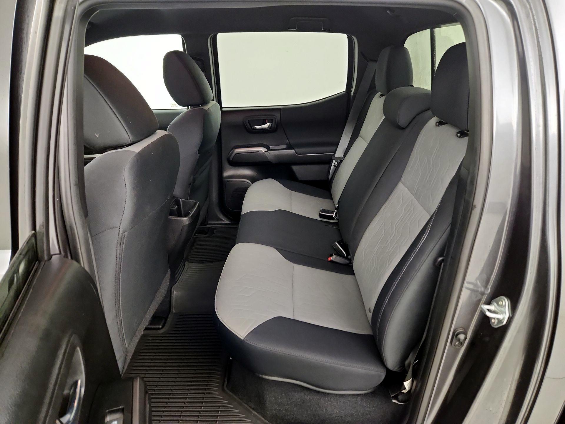 Thumbnail: 2021 Toyota Tacoma - 19