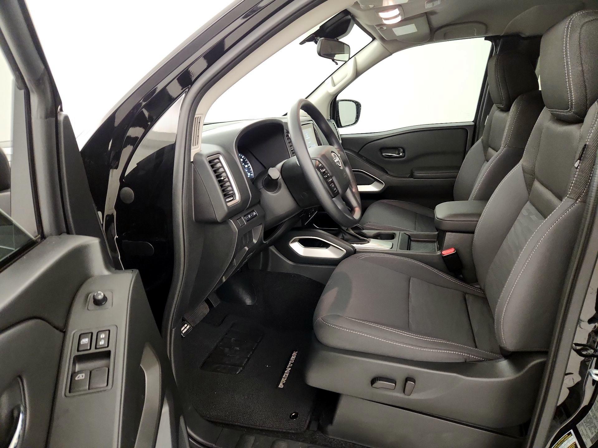 Thumbnail: 2024 Nissan Frontier - 11