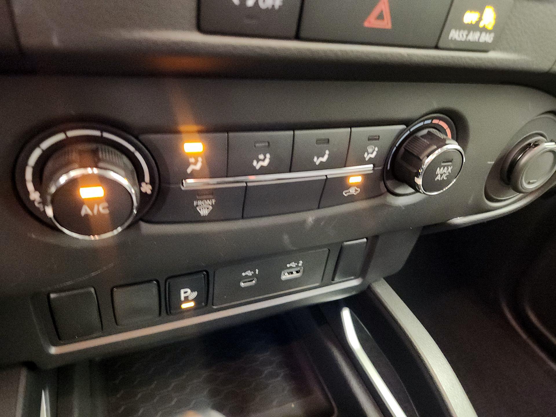 Thumbnail: 2024 Nissan Frontier - 16