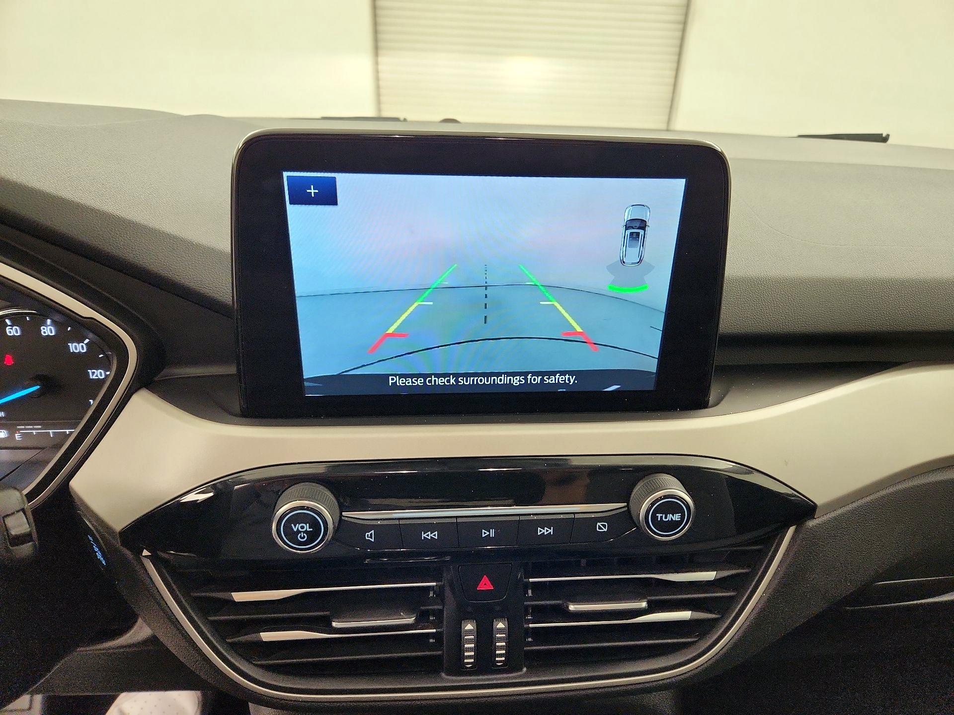 Thumbnail: 2021 Ford Escape - 14