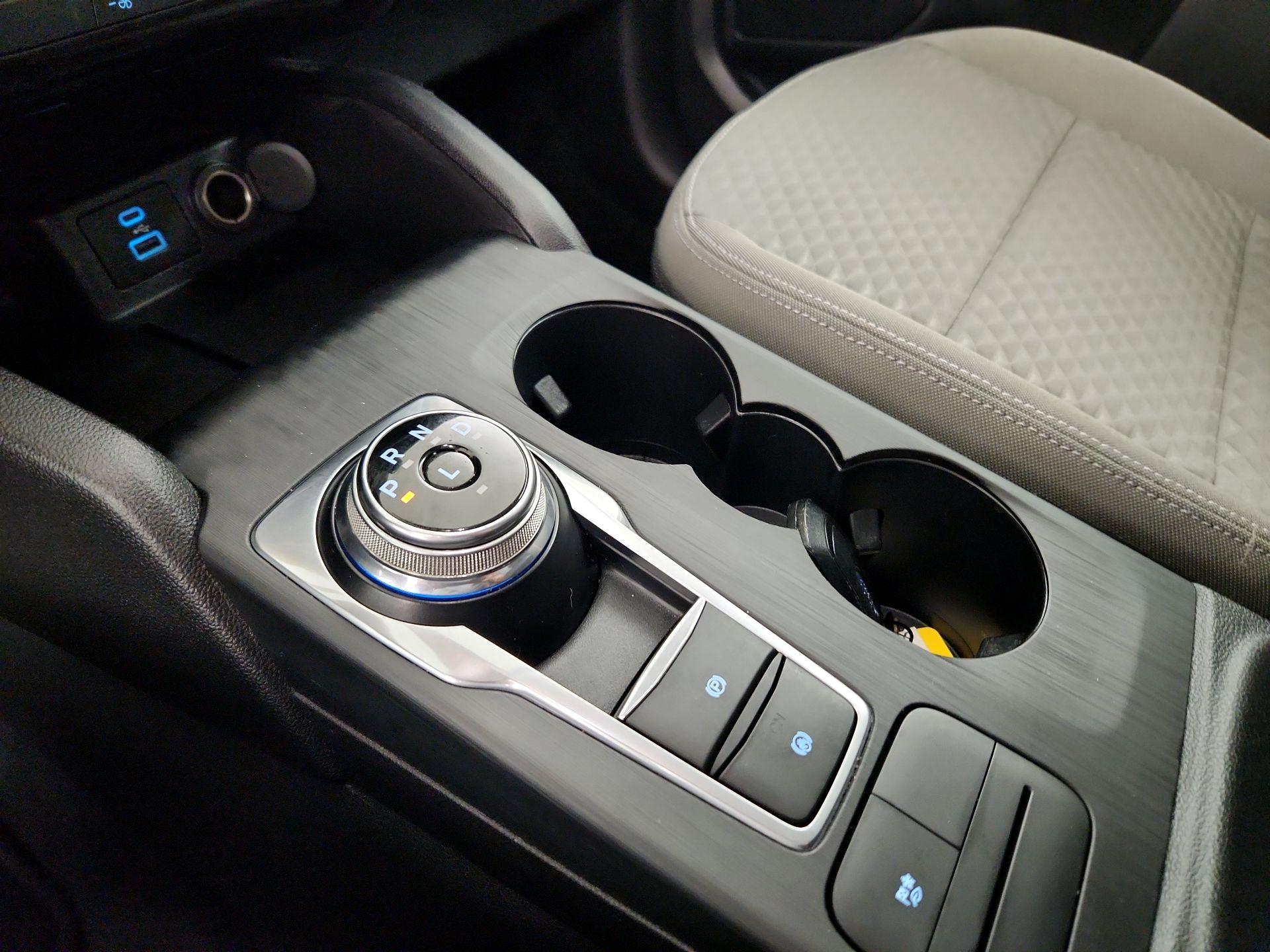 Thumbnail: 2021 Ford Escape - 17