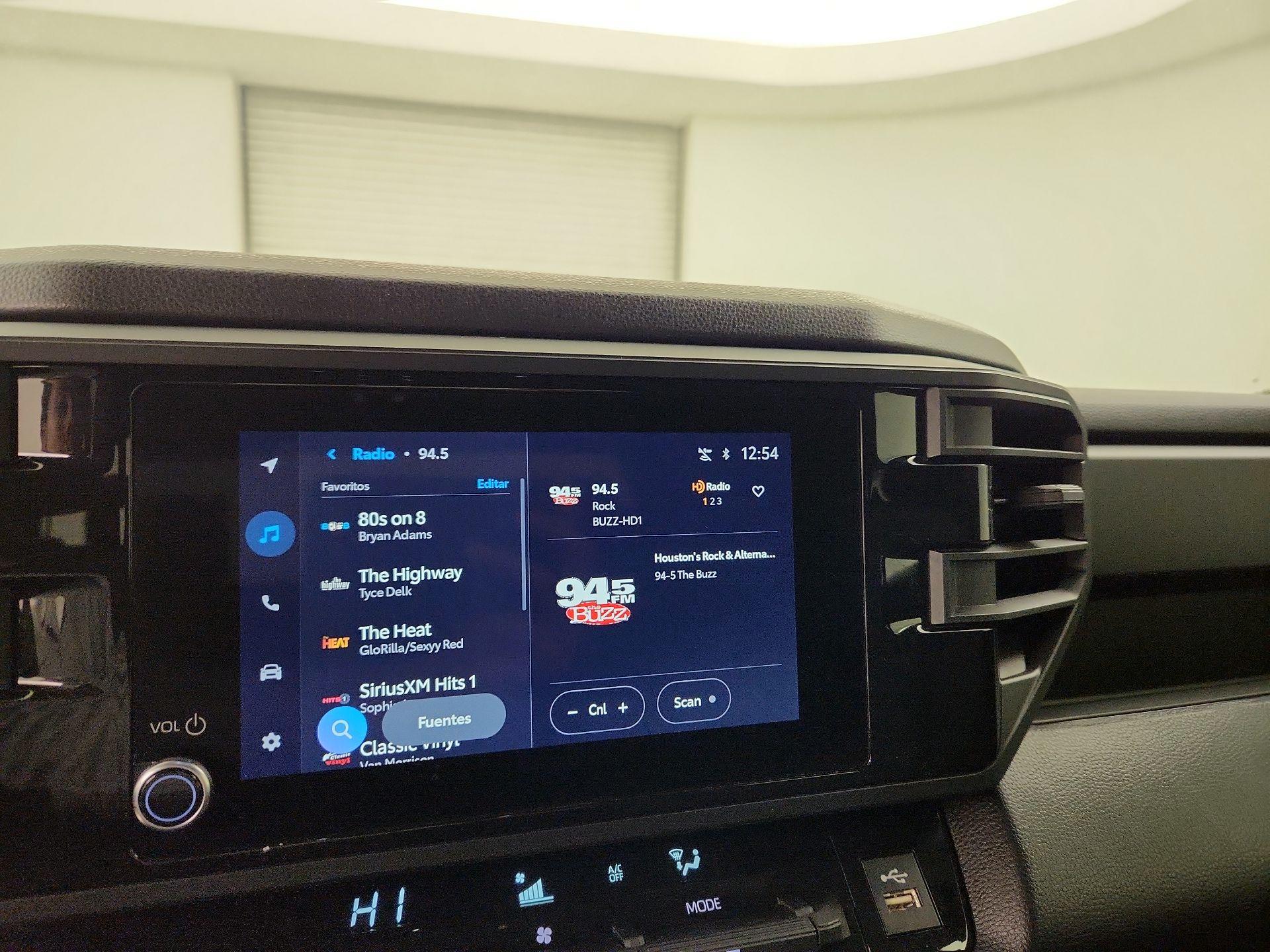 Thumbnail: 2025 Toyota Tundra - 15