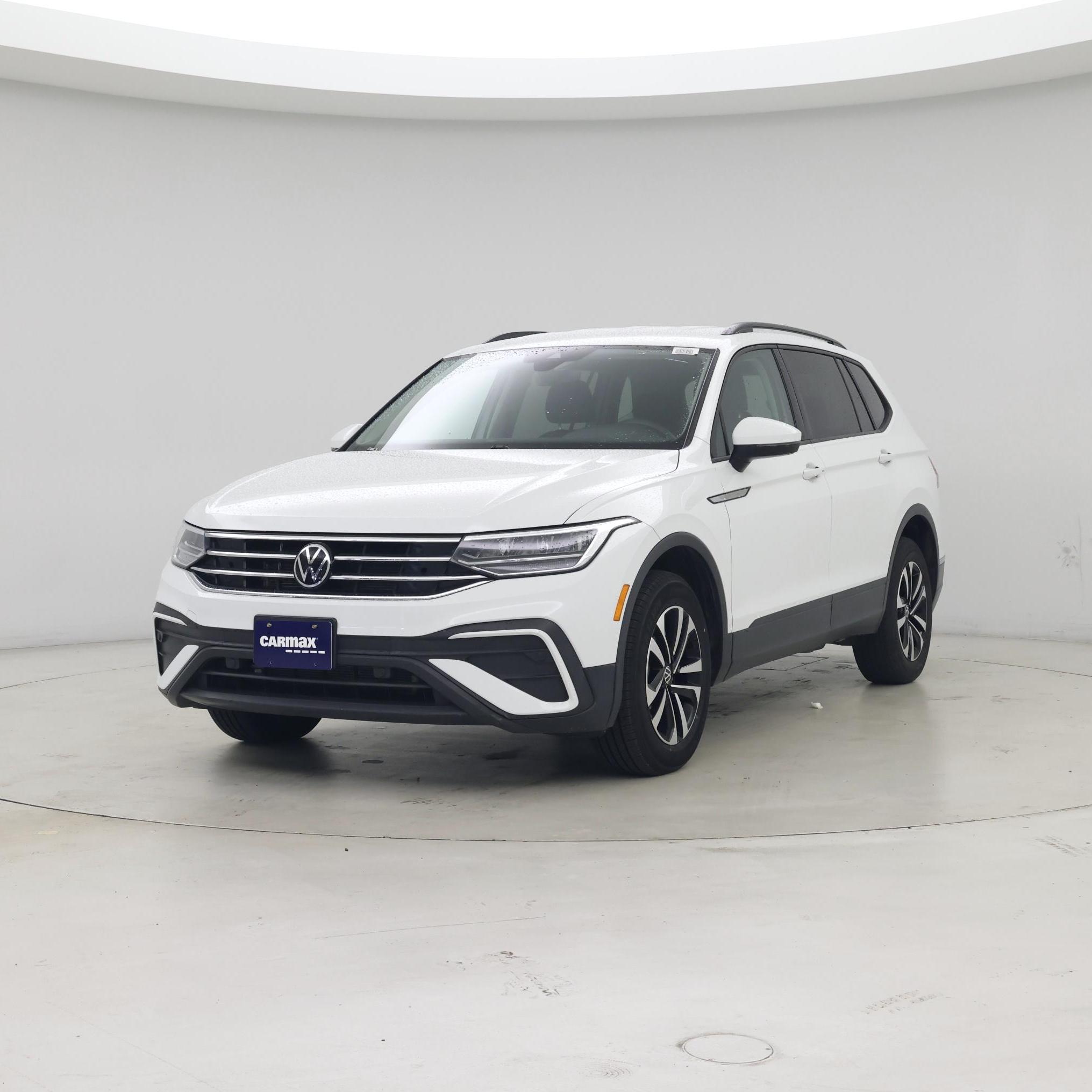 Thumbnail: 2022 Volkswagen Tiguan - 4