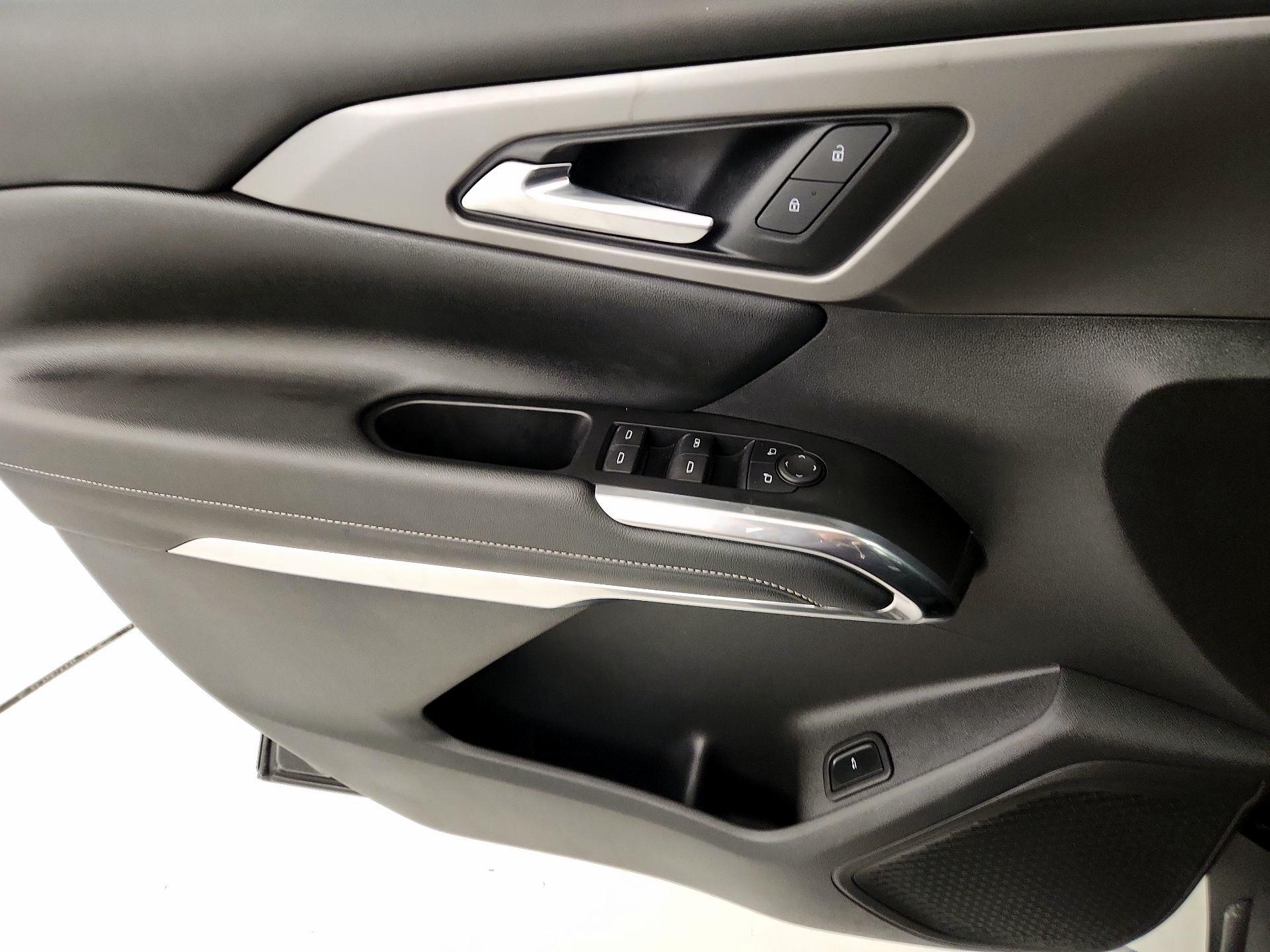 Thumbnail: 2024 Chevrolet Traverse - 12