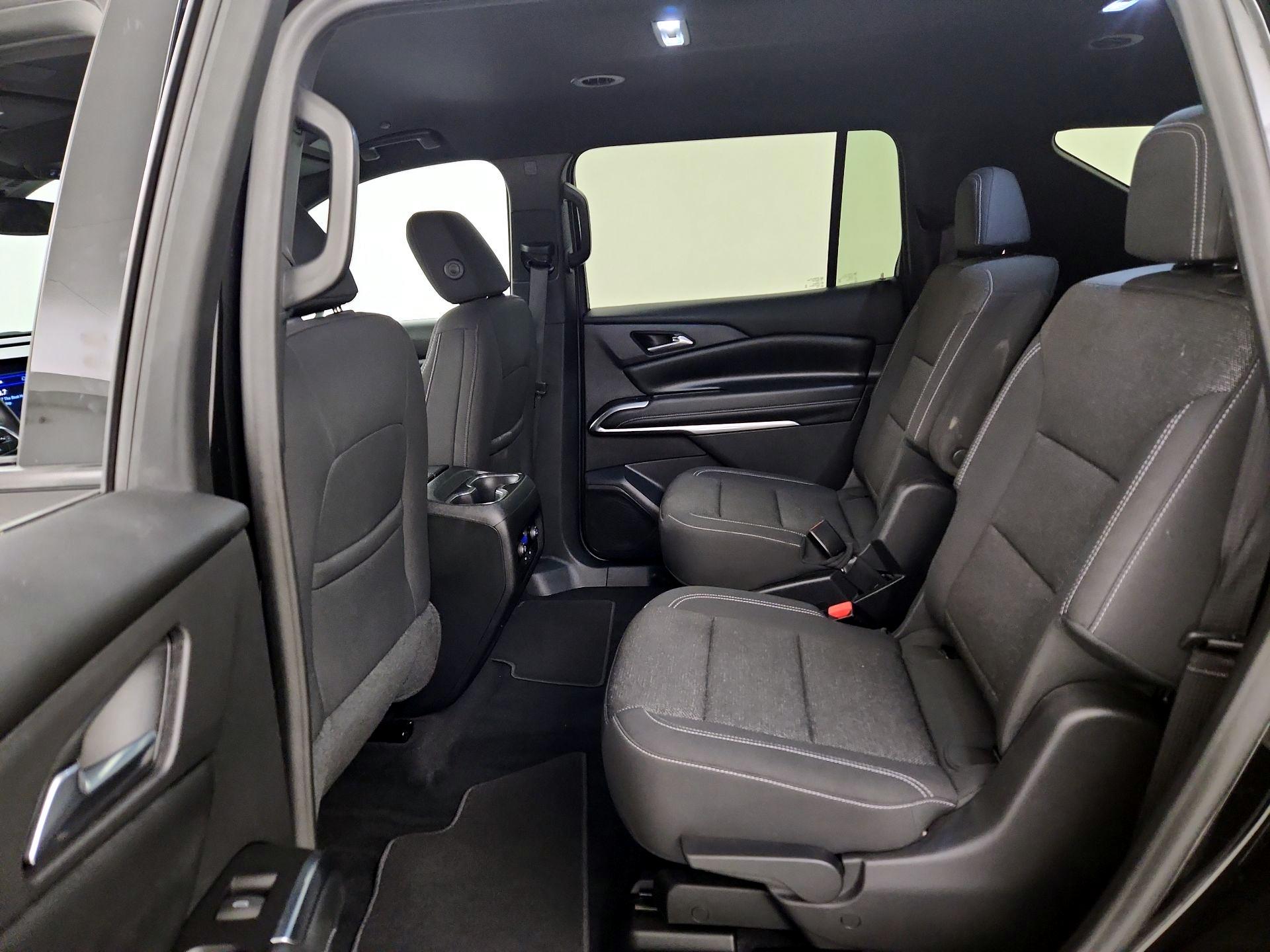 Thumbnail: 2024 Chevrolet Traverse - 19