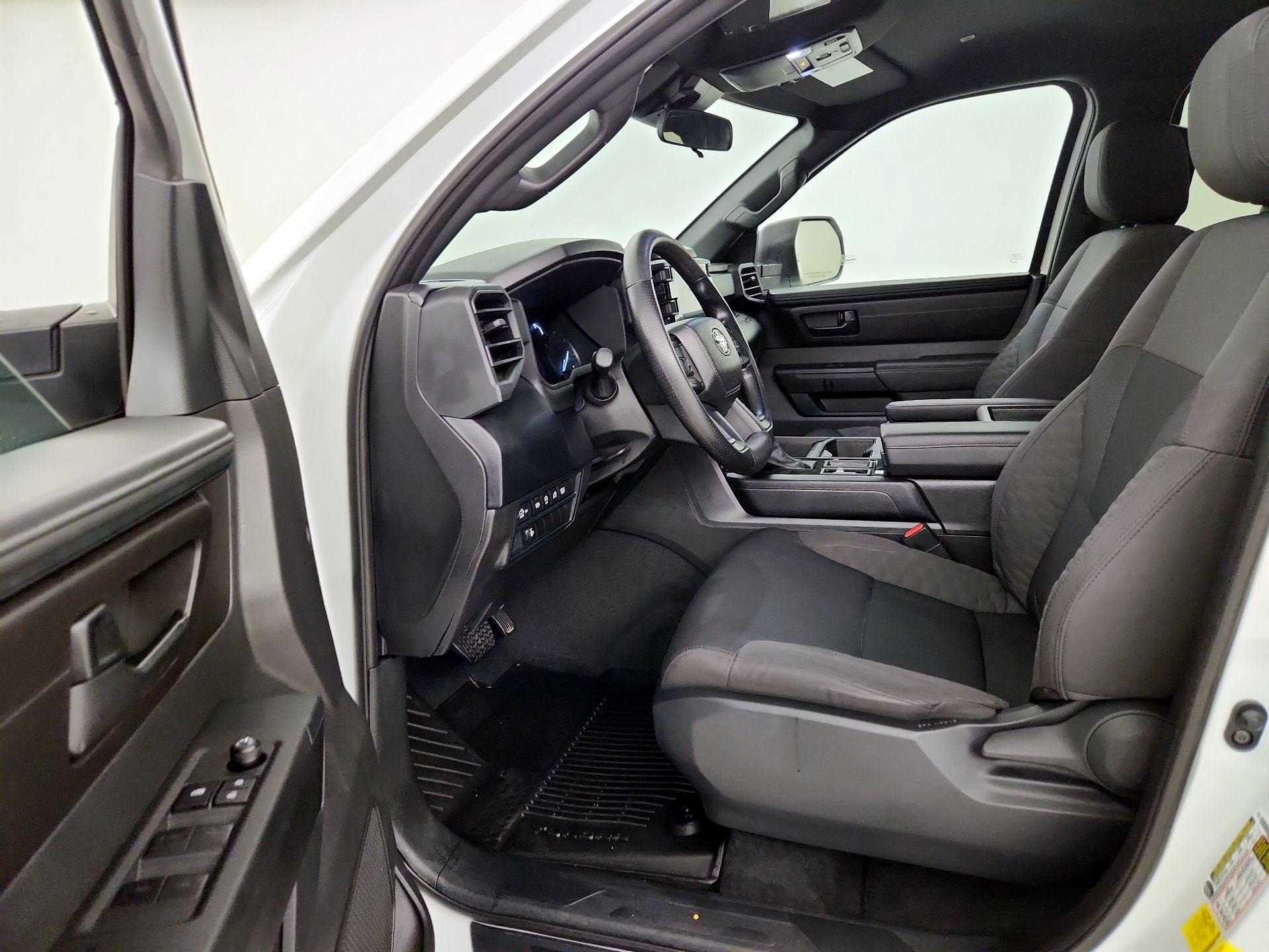 Thumbnail: 2025 Toyota Tundra - 11