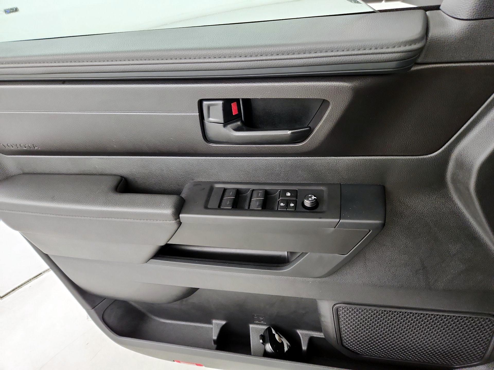 Thumbnail: 2025 Toyota Tundra - 12