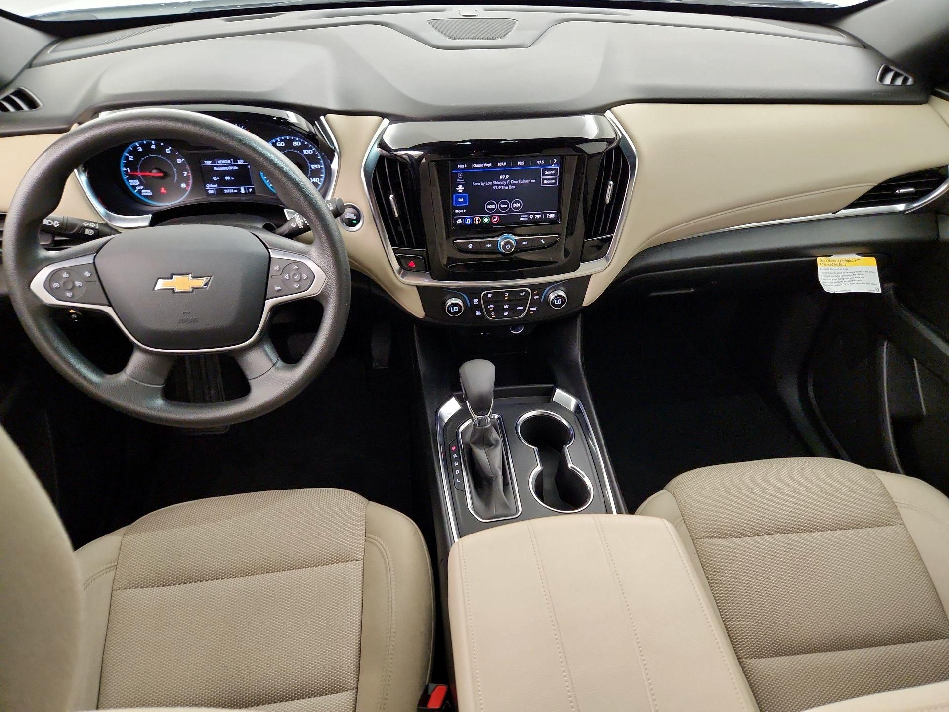 Thumbnail: 2023 Chevrolet Traverse - 9