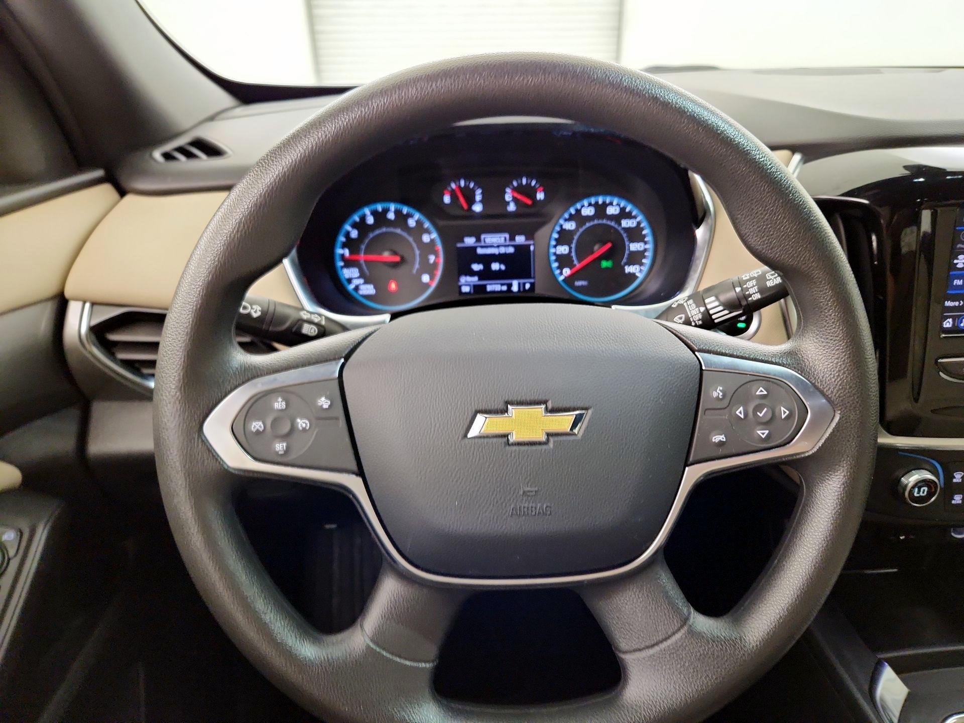 Thumbnail: 2023 Chevrolet Traverse - 10