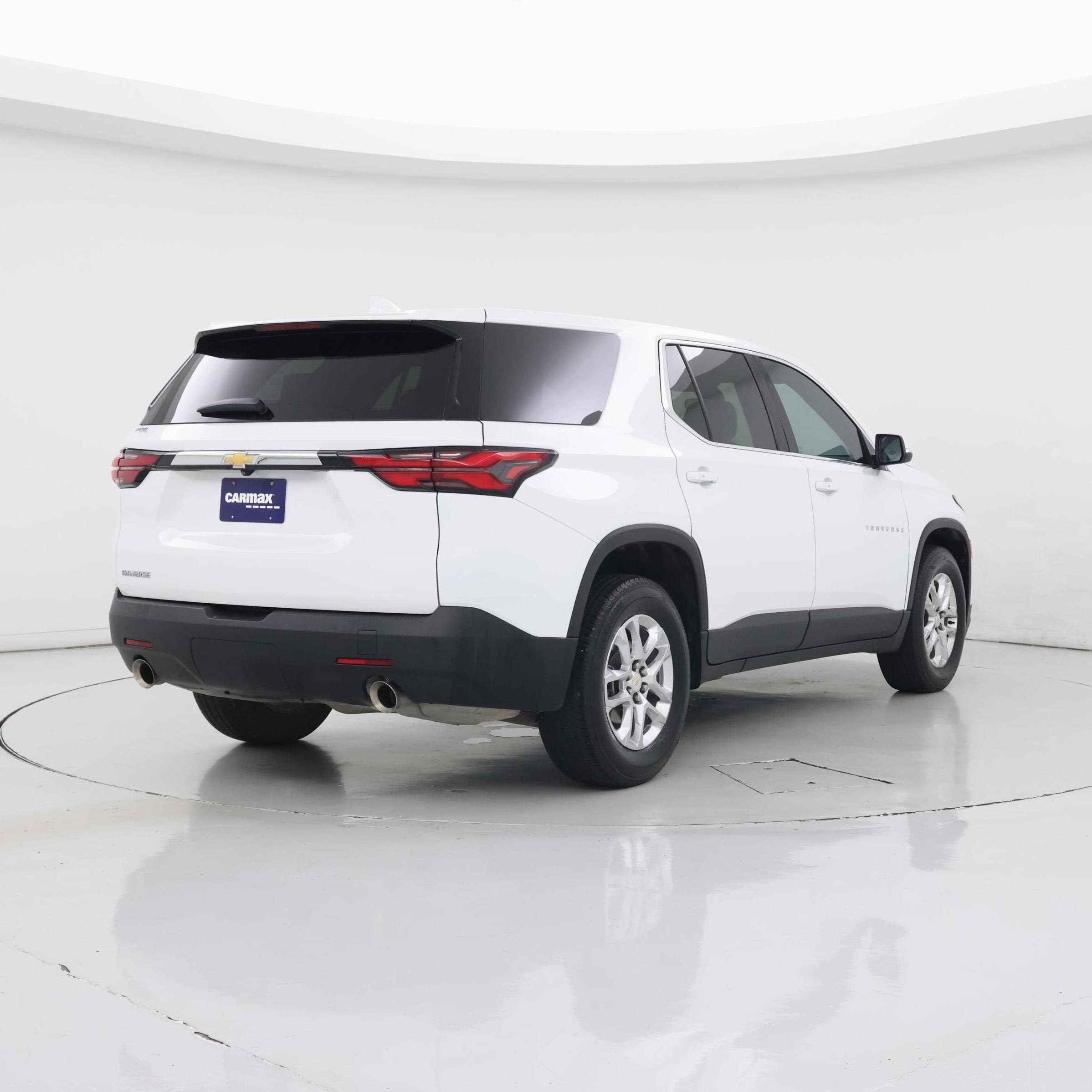 Thumbnail: 2023 Chevrolet Traverse - 8