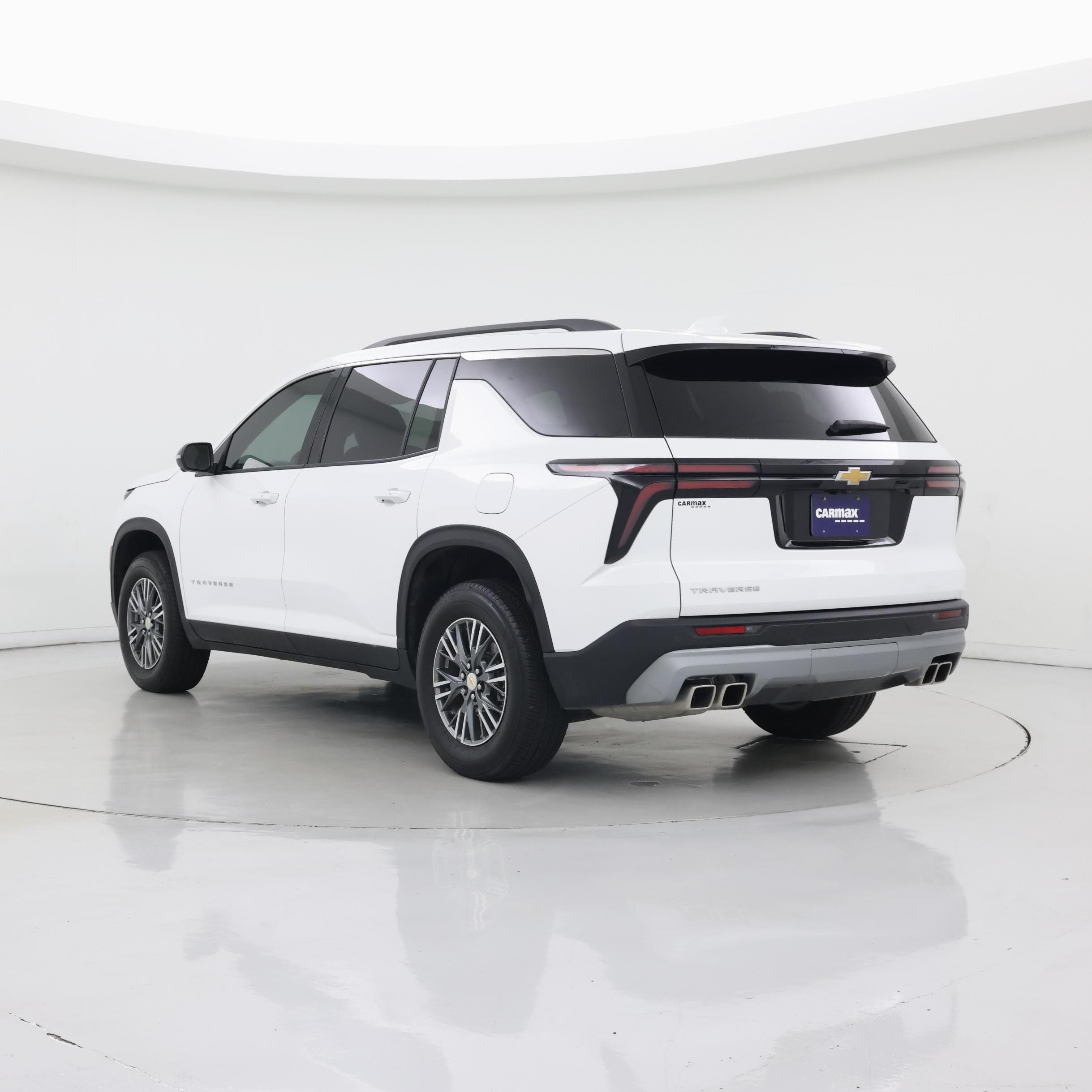 Thumbnail: 2025 Chevrolet Traverse - 2