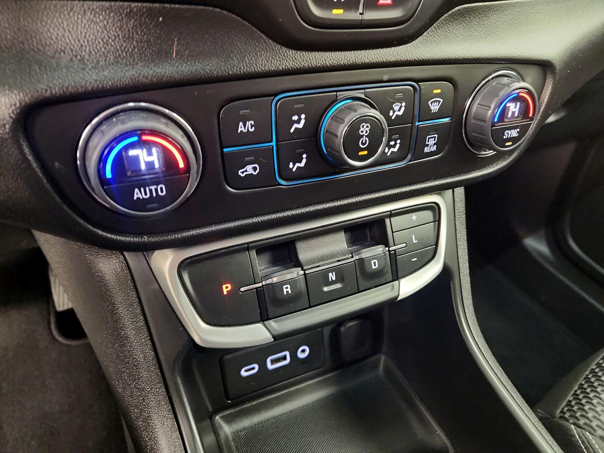 Thumbnail: 2024 GMC Terrain - 16