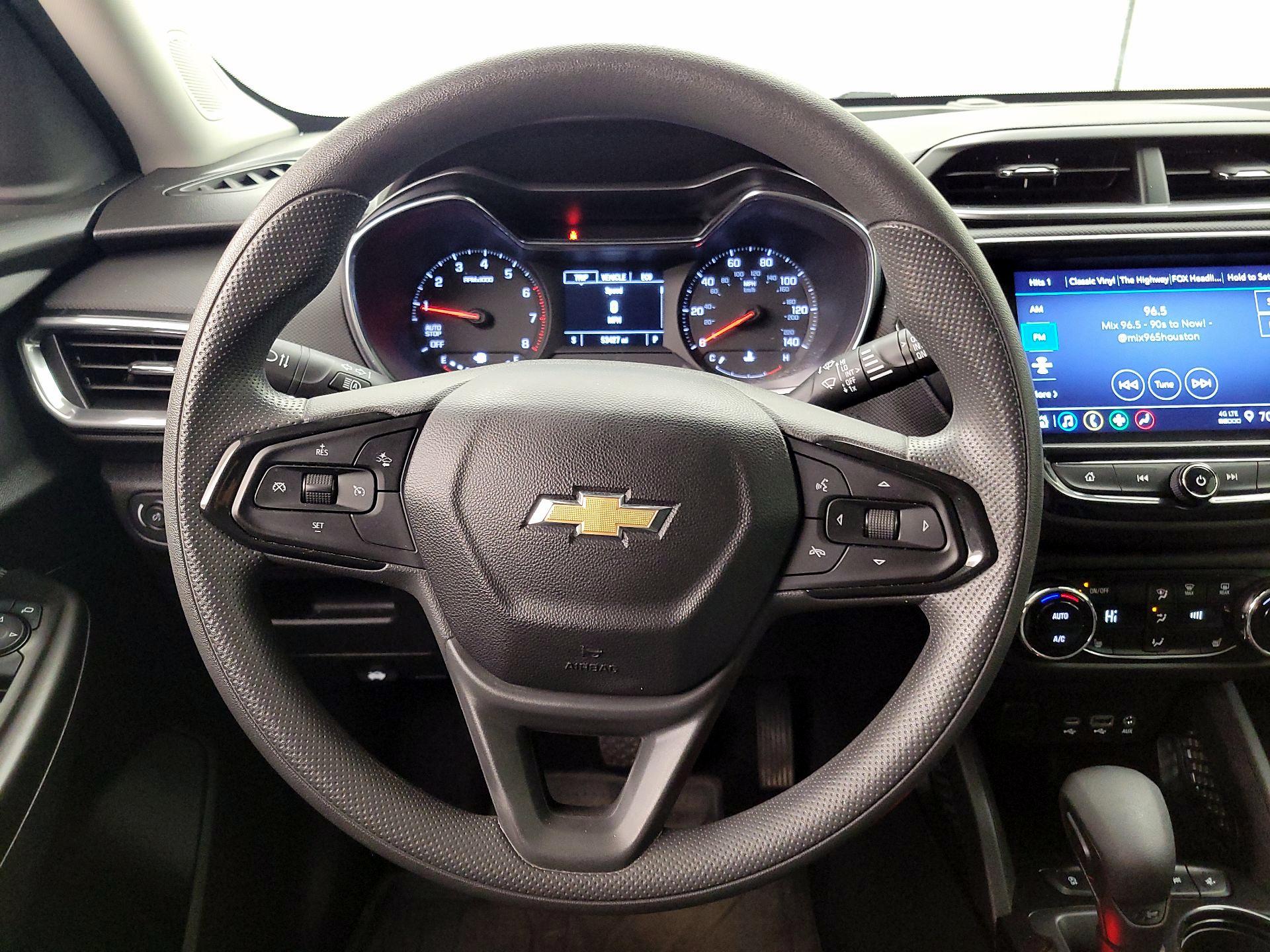 Thumbnail: 2023 Chevrolet TrailBlazer - 10