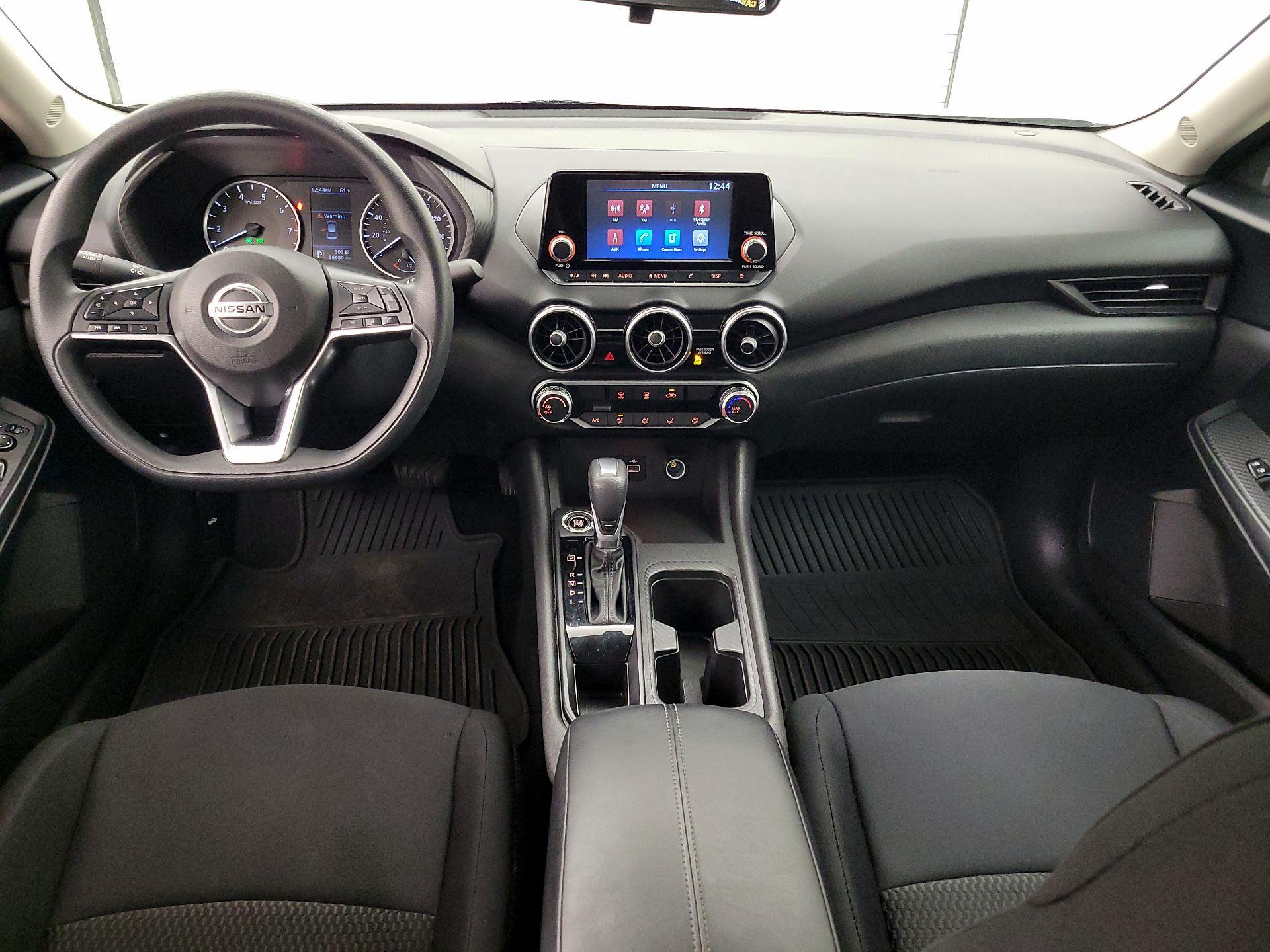 Thumbnail: 2023 Nissan Sentra - 9