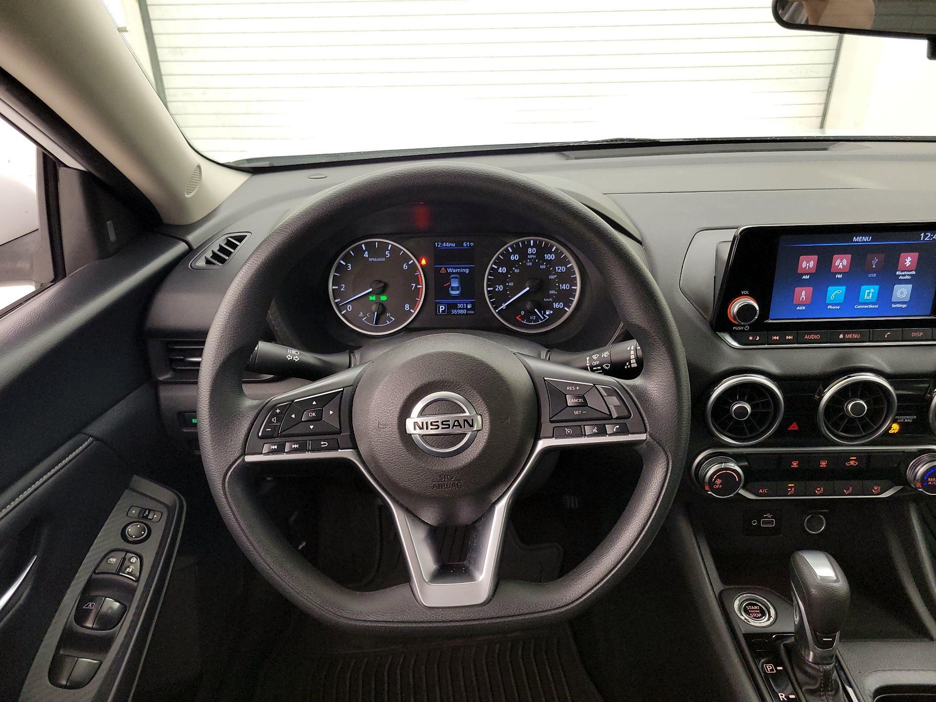 Thumbnail: 2023 Nissan Sentra - 10