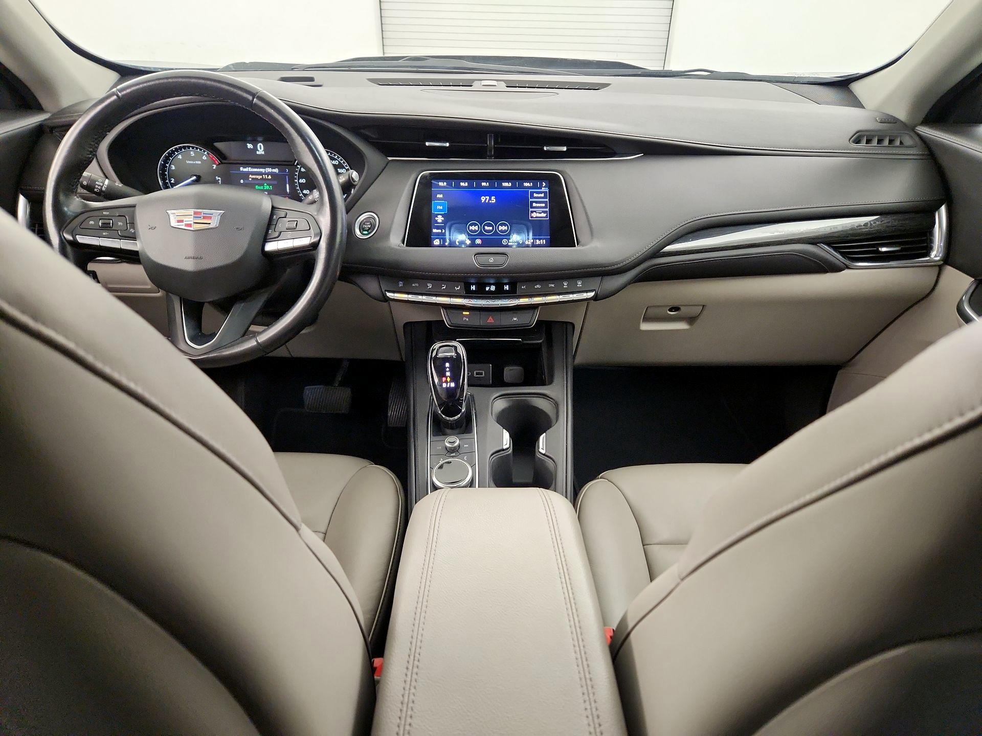 Thumbnail: 2023 Cadillac XT4 - 9