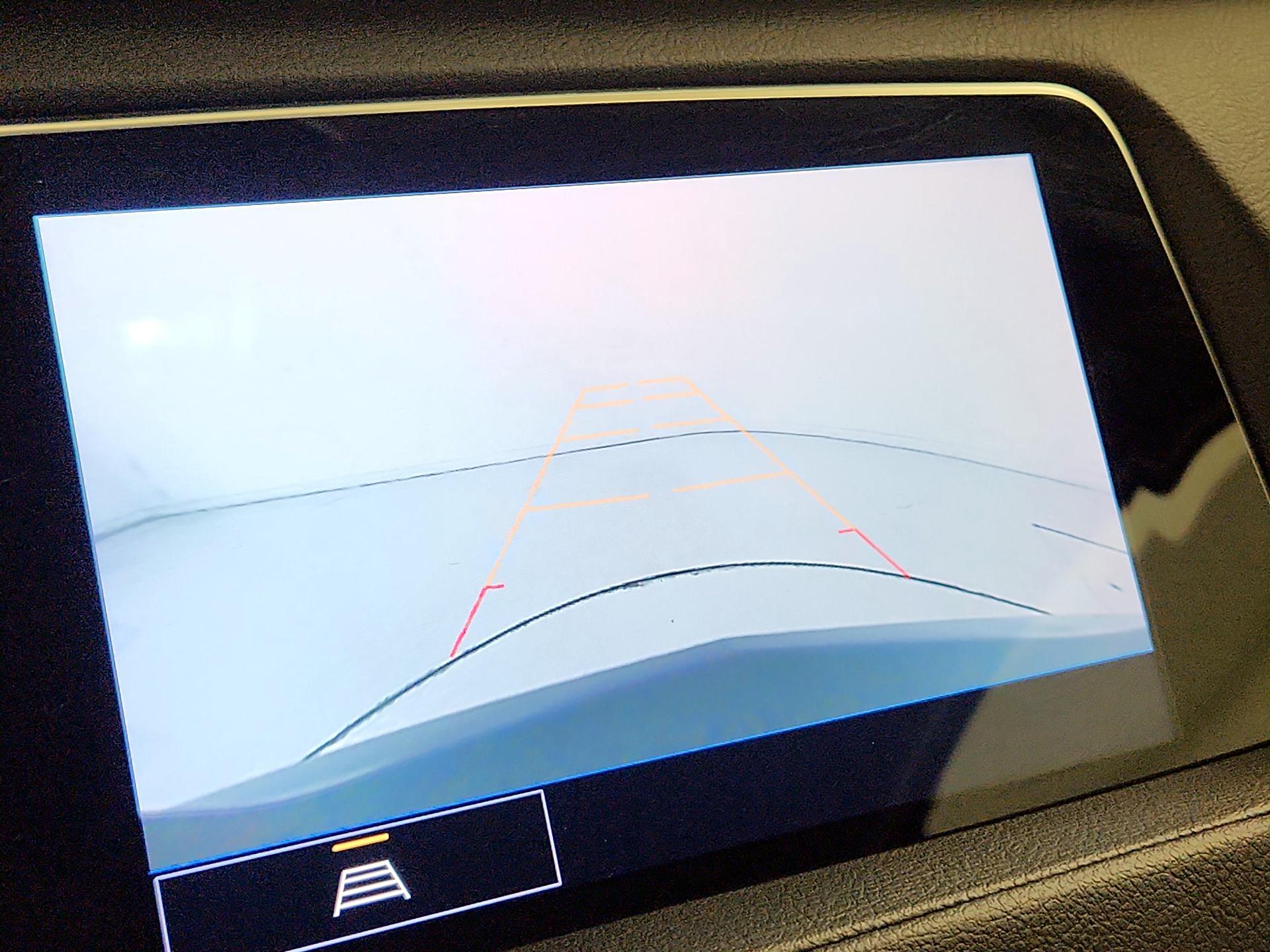 Thumbnail: 2023 Cadillac XT4 - 14