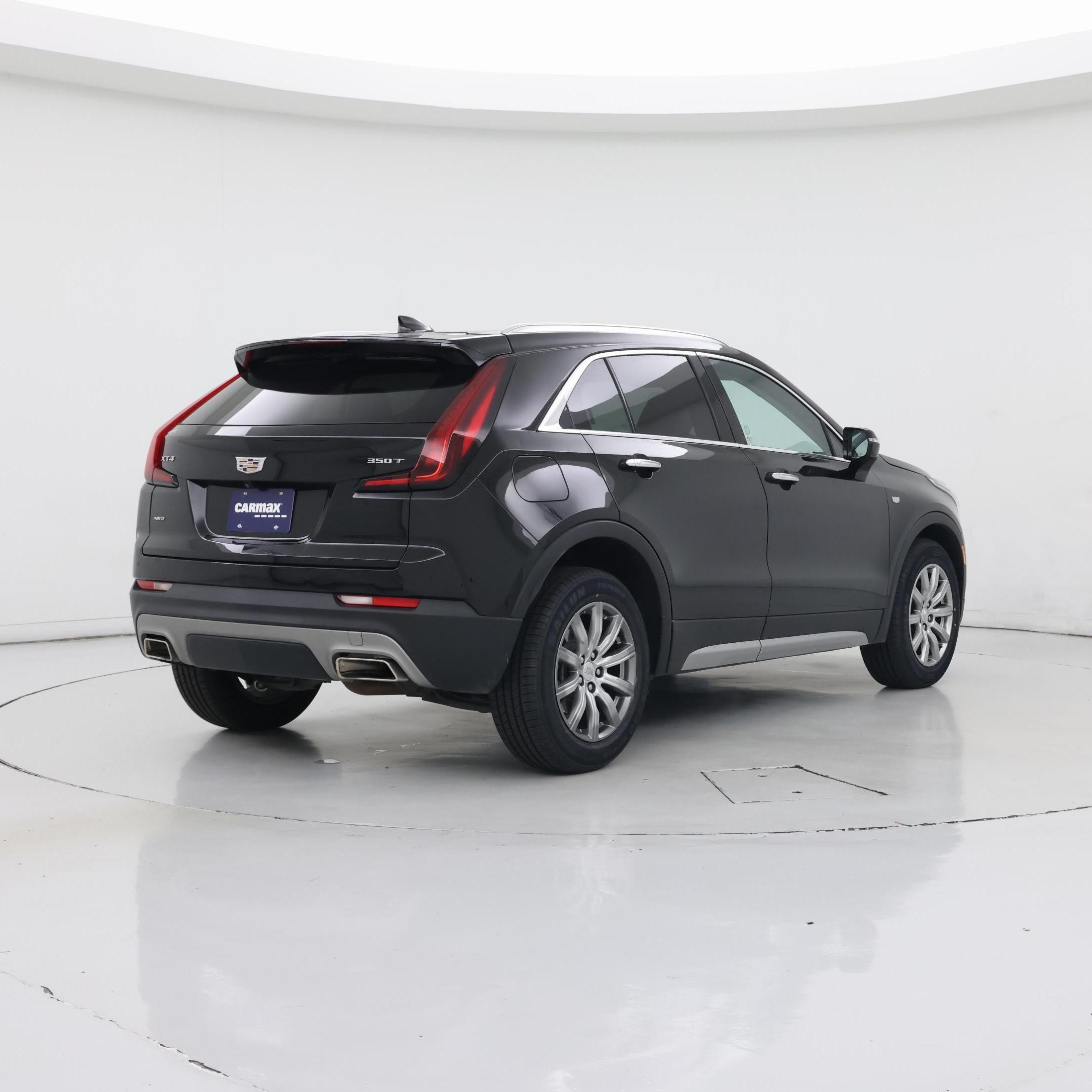 Thumbnail: 2023 Cadillac XT4 - 8