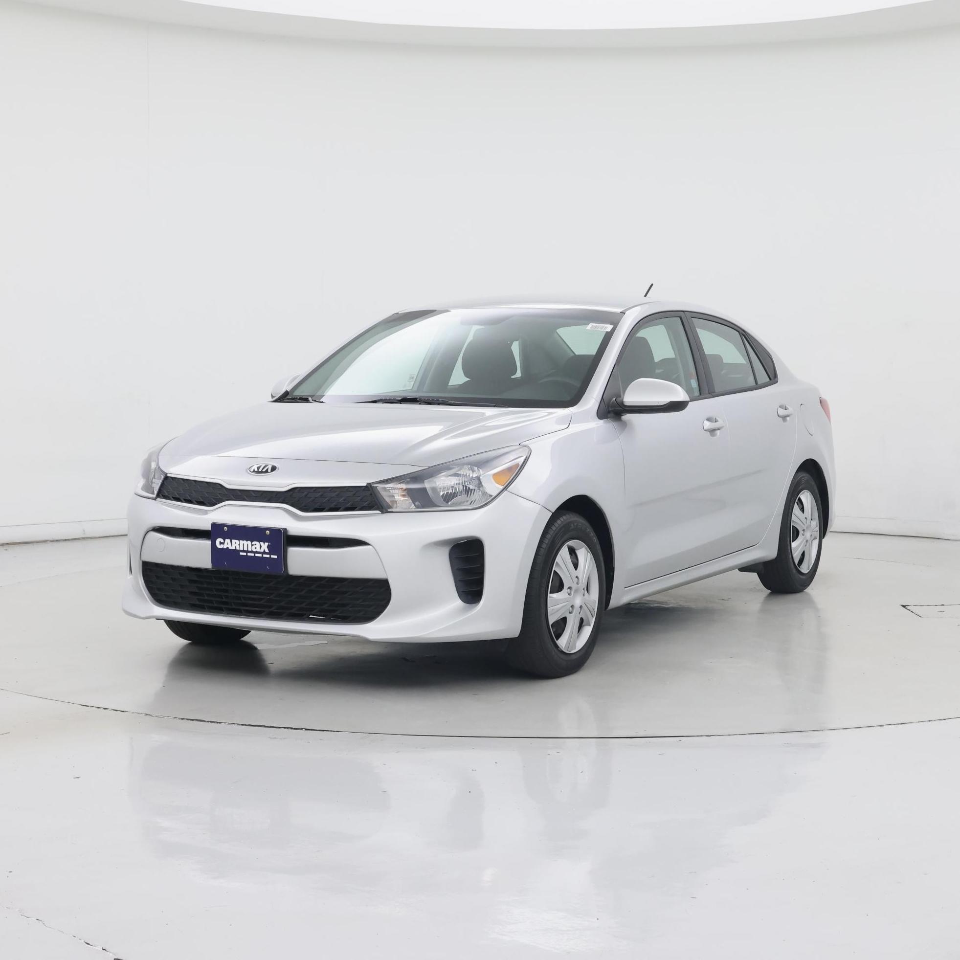 Thumbnail: 2020 Kia Rio - 4