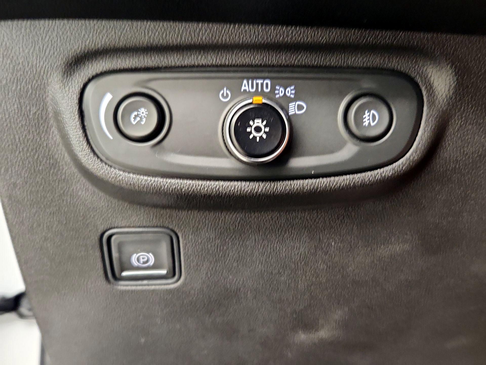 Thumbnail: 2020 GMC Terrain - 13