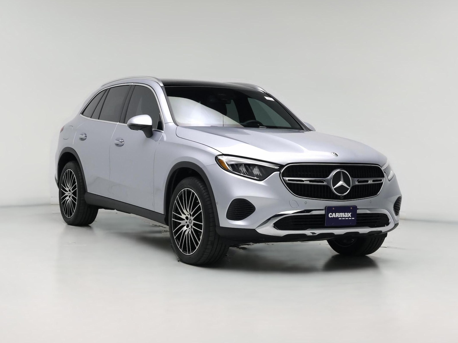 2025 Mercedes-Benz GLC