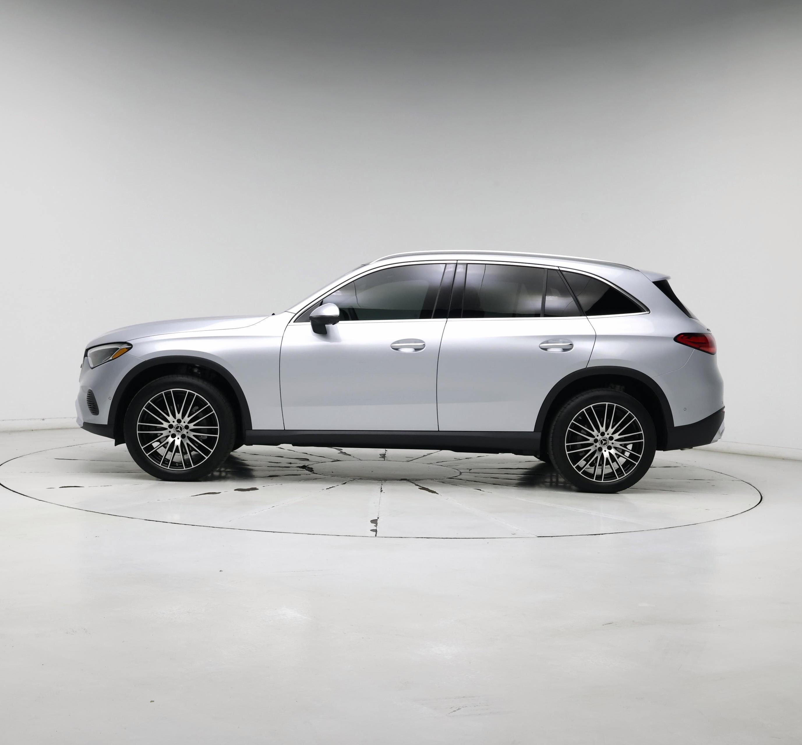 Thumbnail: 2025 Mercedes-Benz GLC - 3