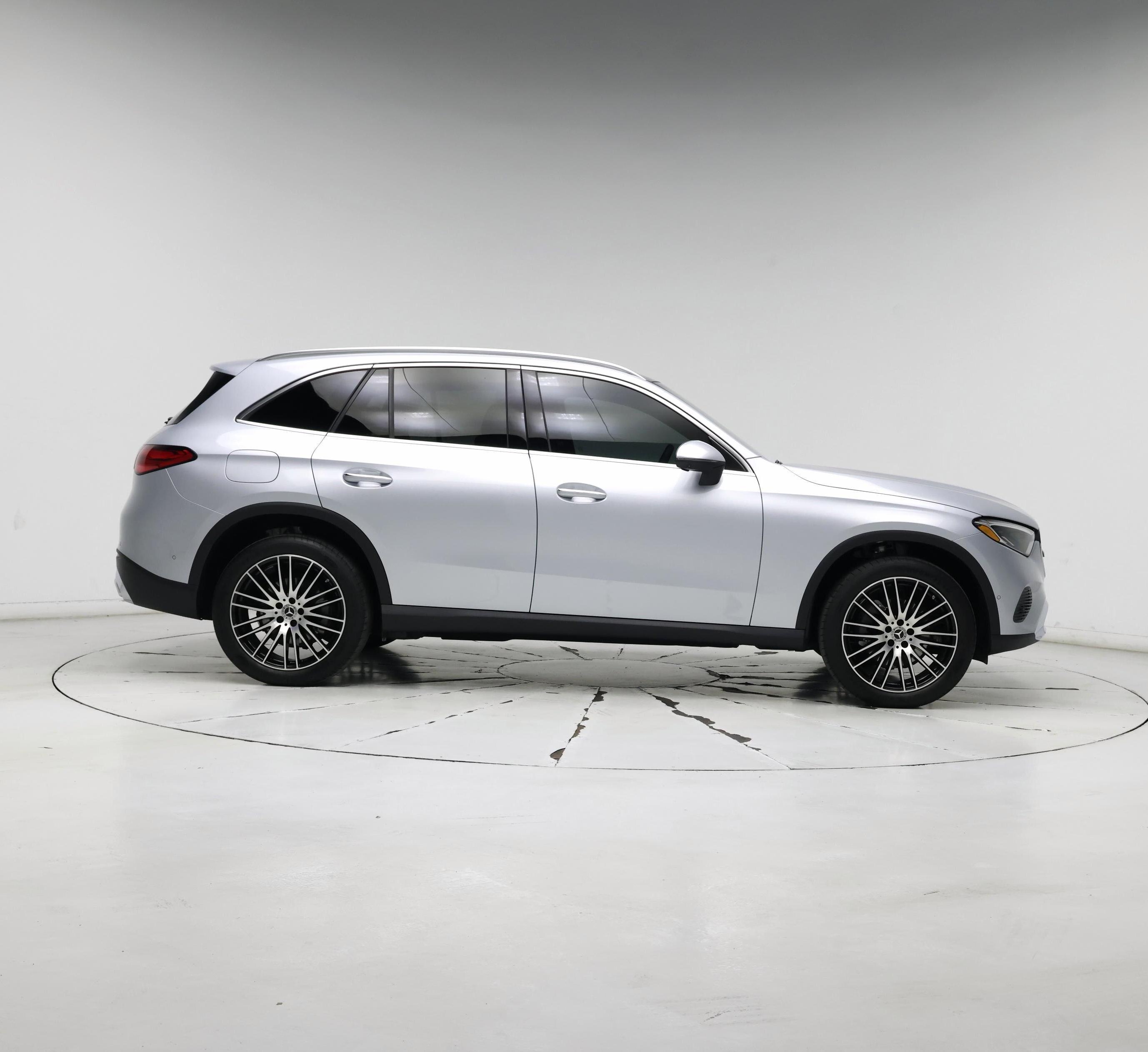 Thumbnail: 2025 Mercedes-Benz GLC - 7