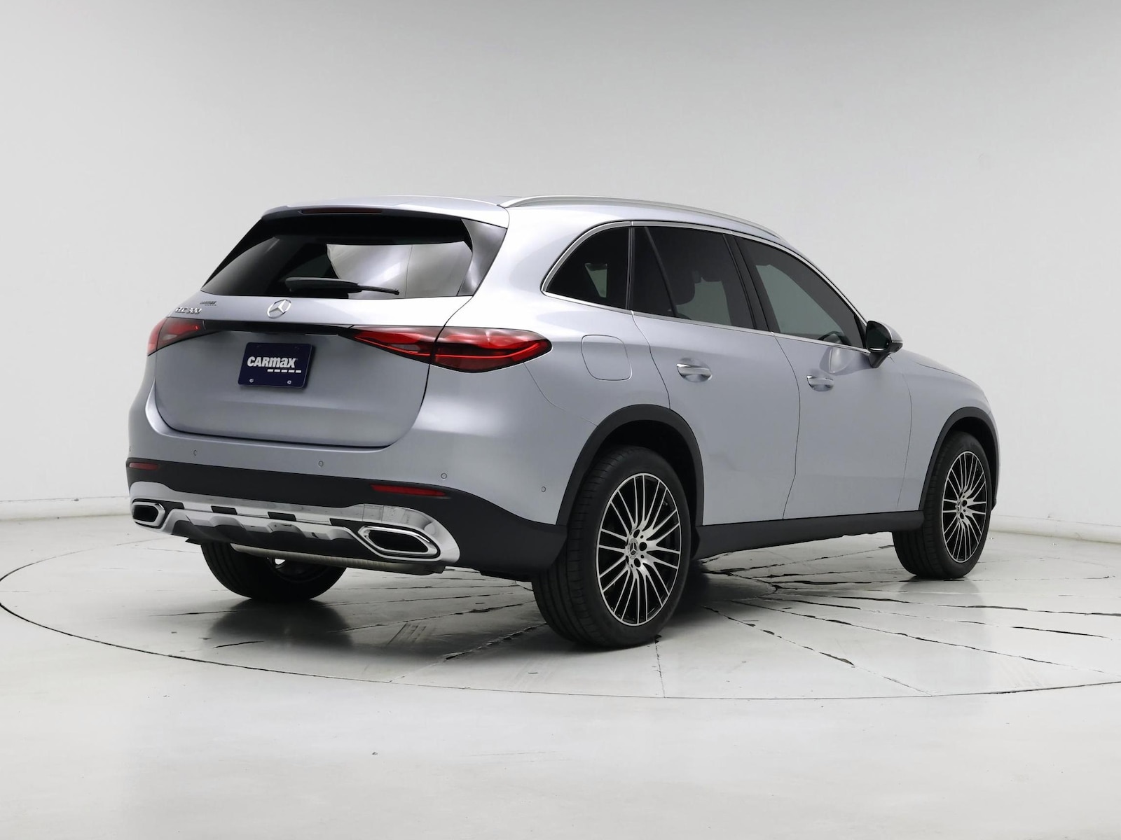 2025 Mercedes-Benz GLC Base - Photo 9