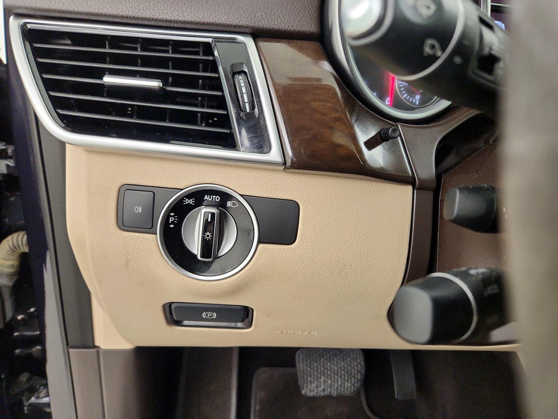 Thumbnail: 2018 Mercedes-Benz GLE - 13