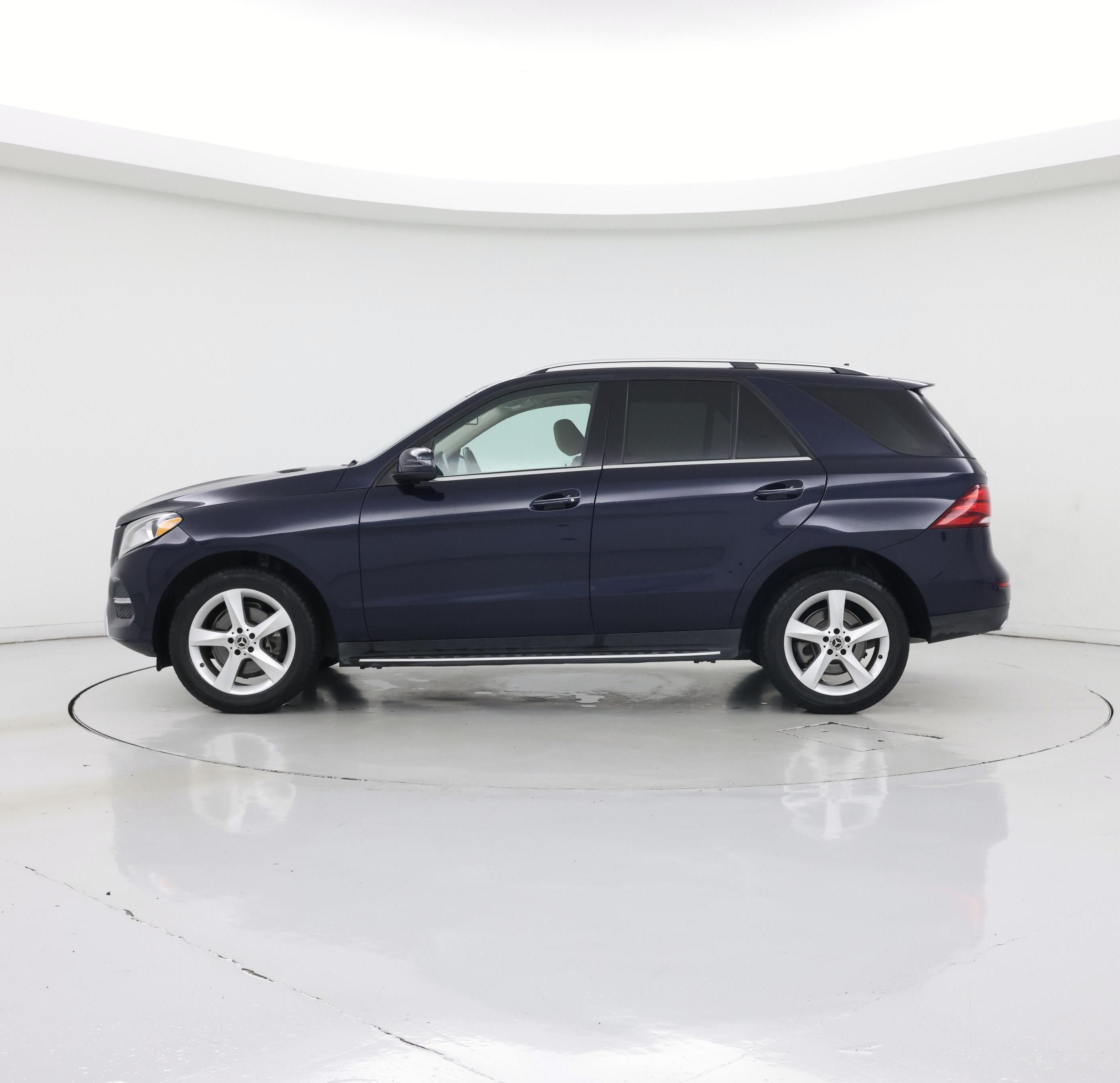 Thumbnail: 2018 Mercedes-Benz GLE - 3