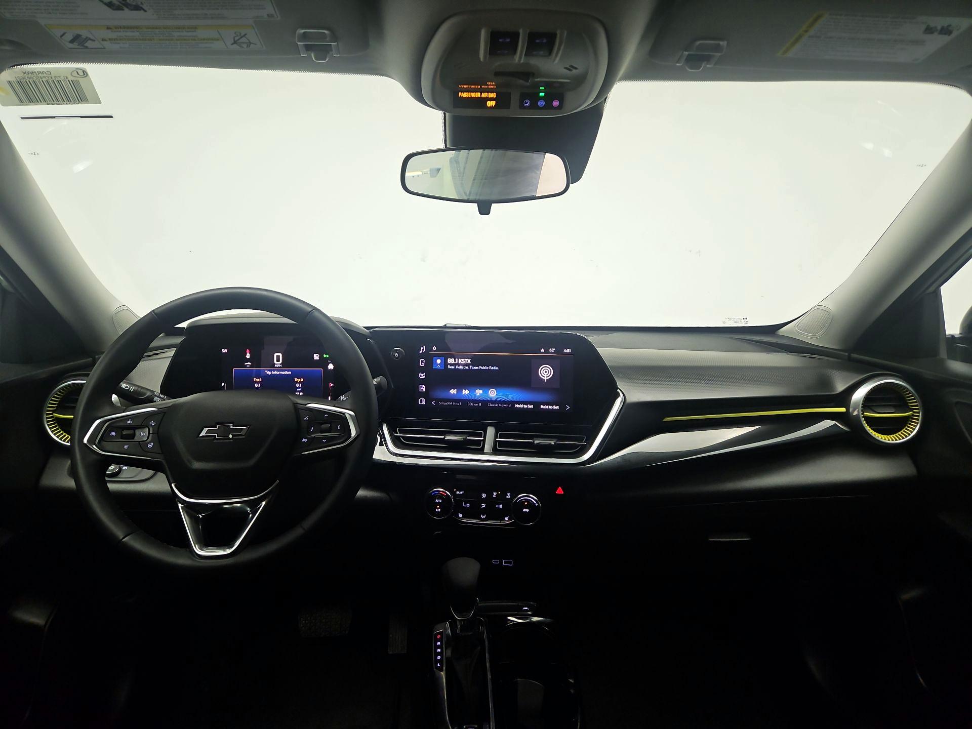 Thumbnail: 2025 Chevrolet Trax - 9