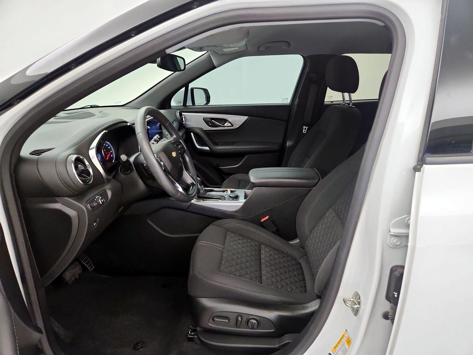 Thumbnail: 2022 Chevrolet Blazer - 11