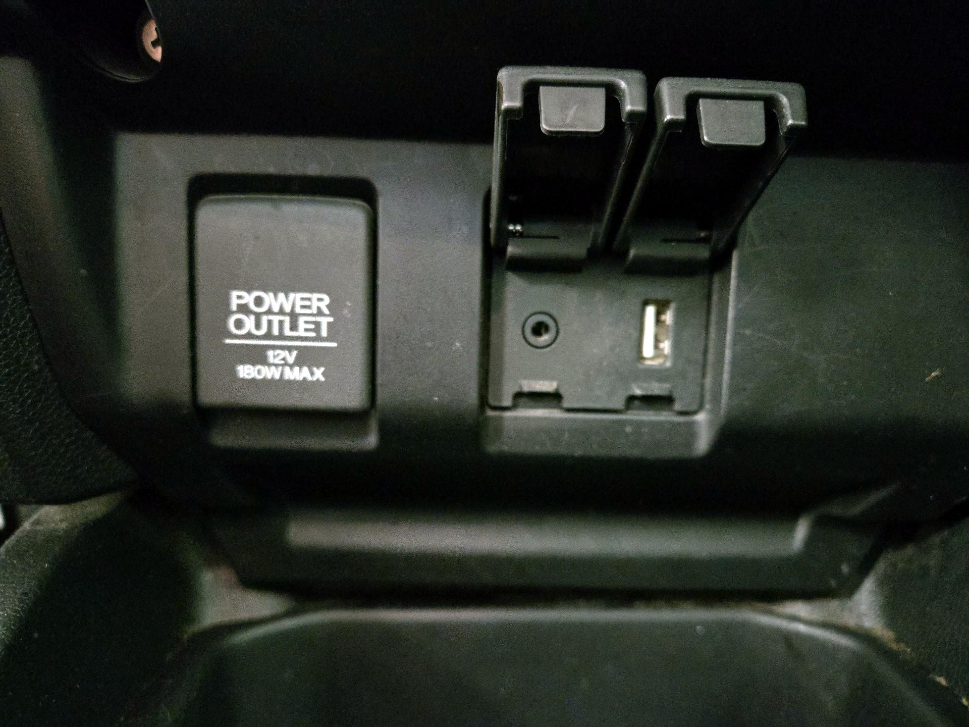 Thumbnail: 2015 Honda Fit - 18