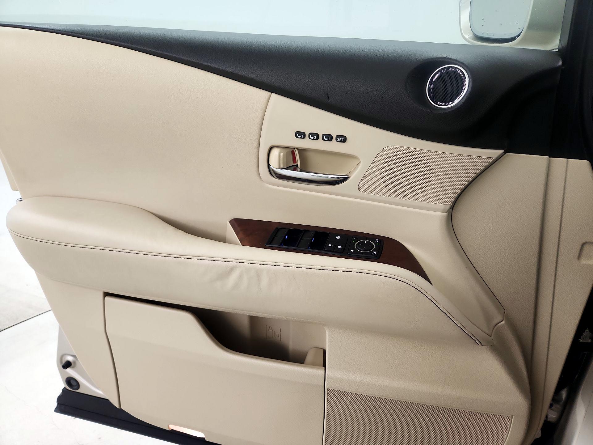 Thumbnail: 2015 Lexus RX - 12