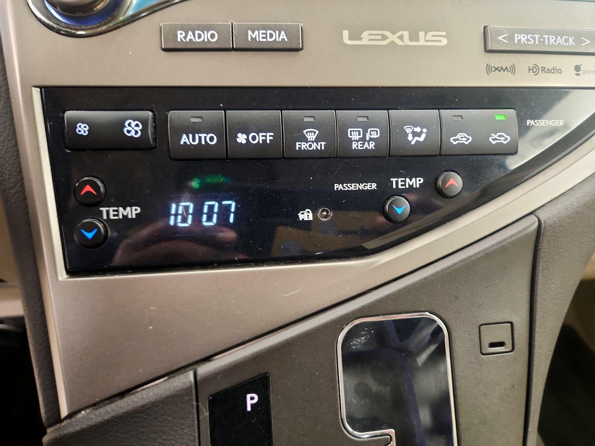 Thumbnail: 2015 Lexus RX - 17