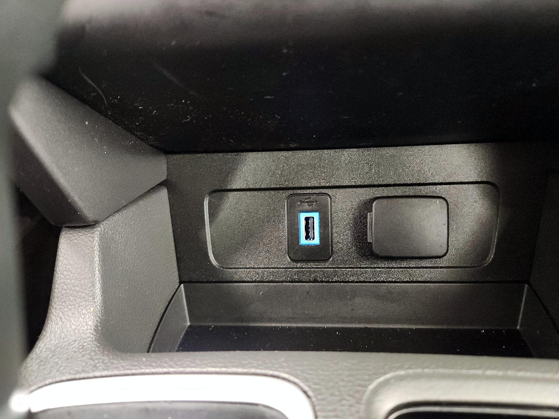 Thumbnail: 2018 Ford Escape - 18