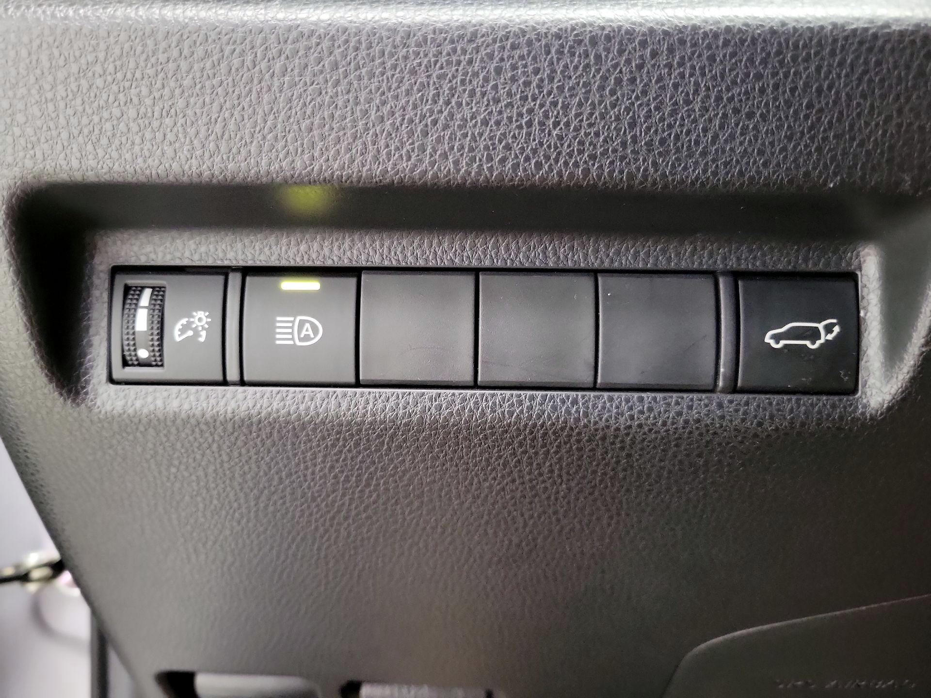 Thumbnail: 2023 Toyota RAV4 - 13