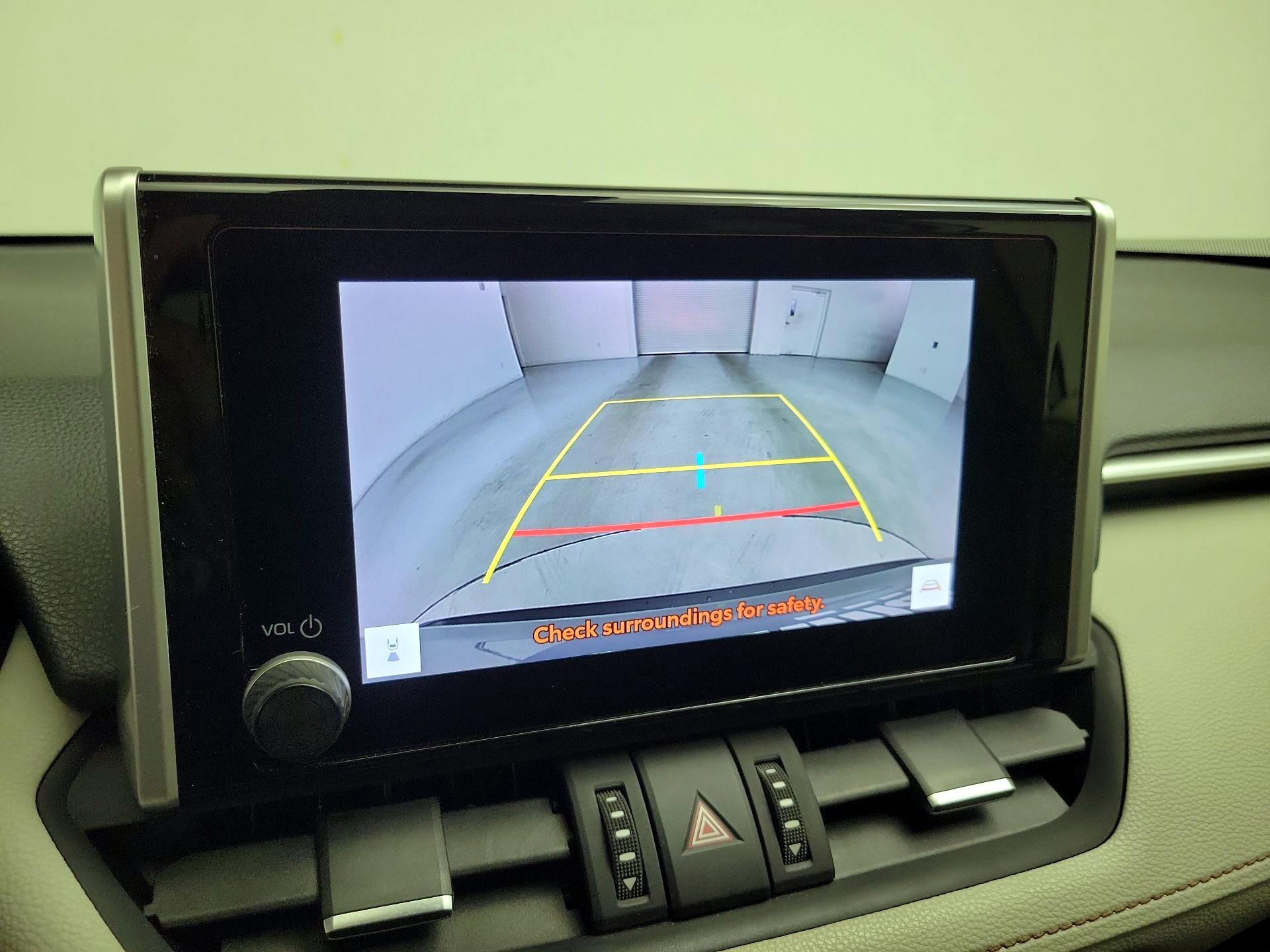 Thumbnail: 2023 Toyota RAV4 - 15