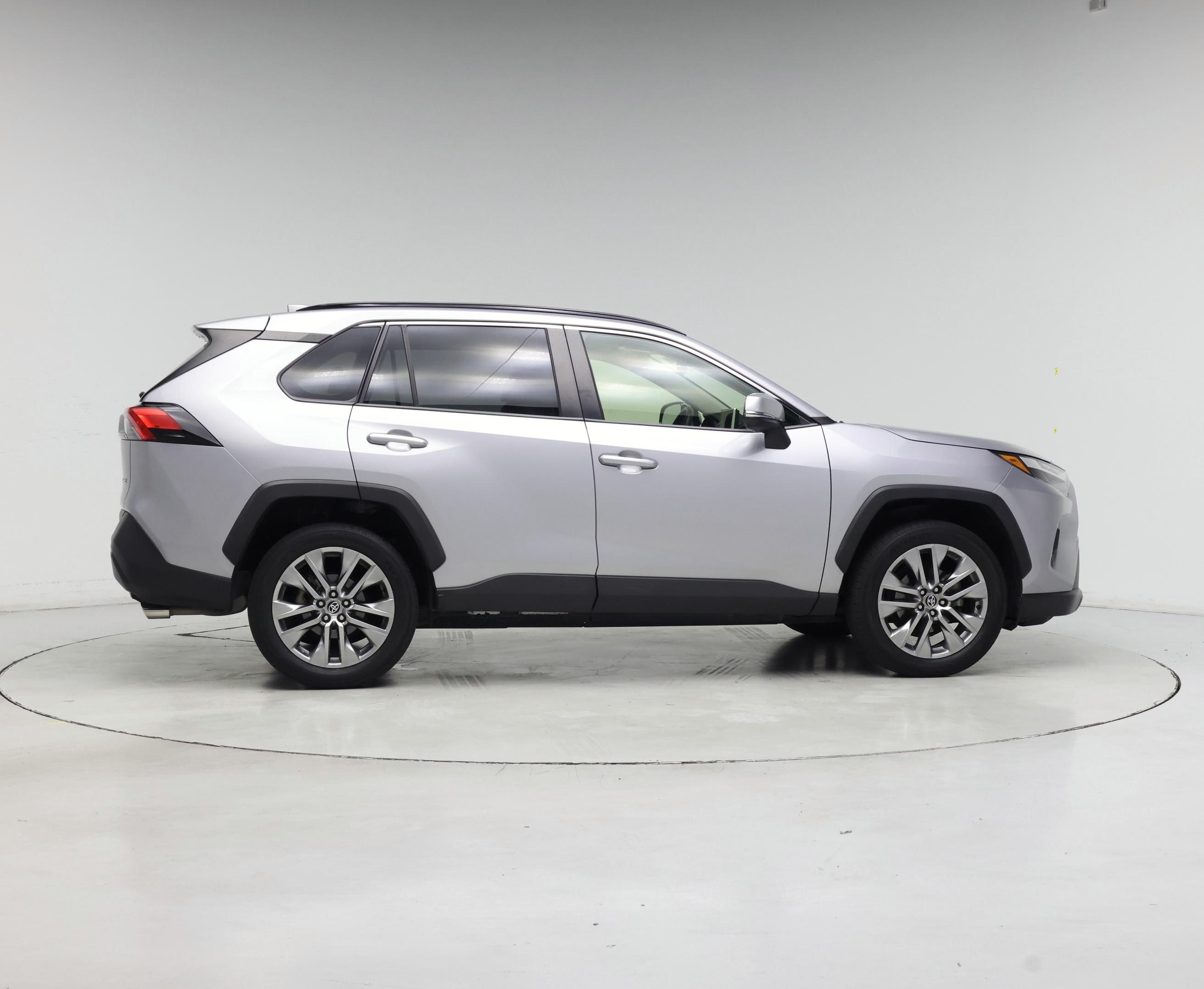 Thumbnail: 2023 Toyota RAV4 - 7