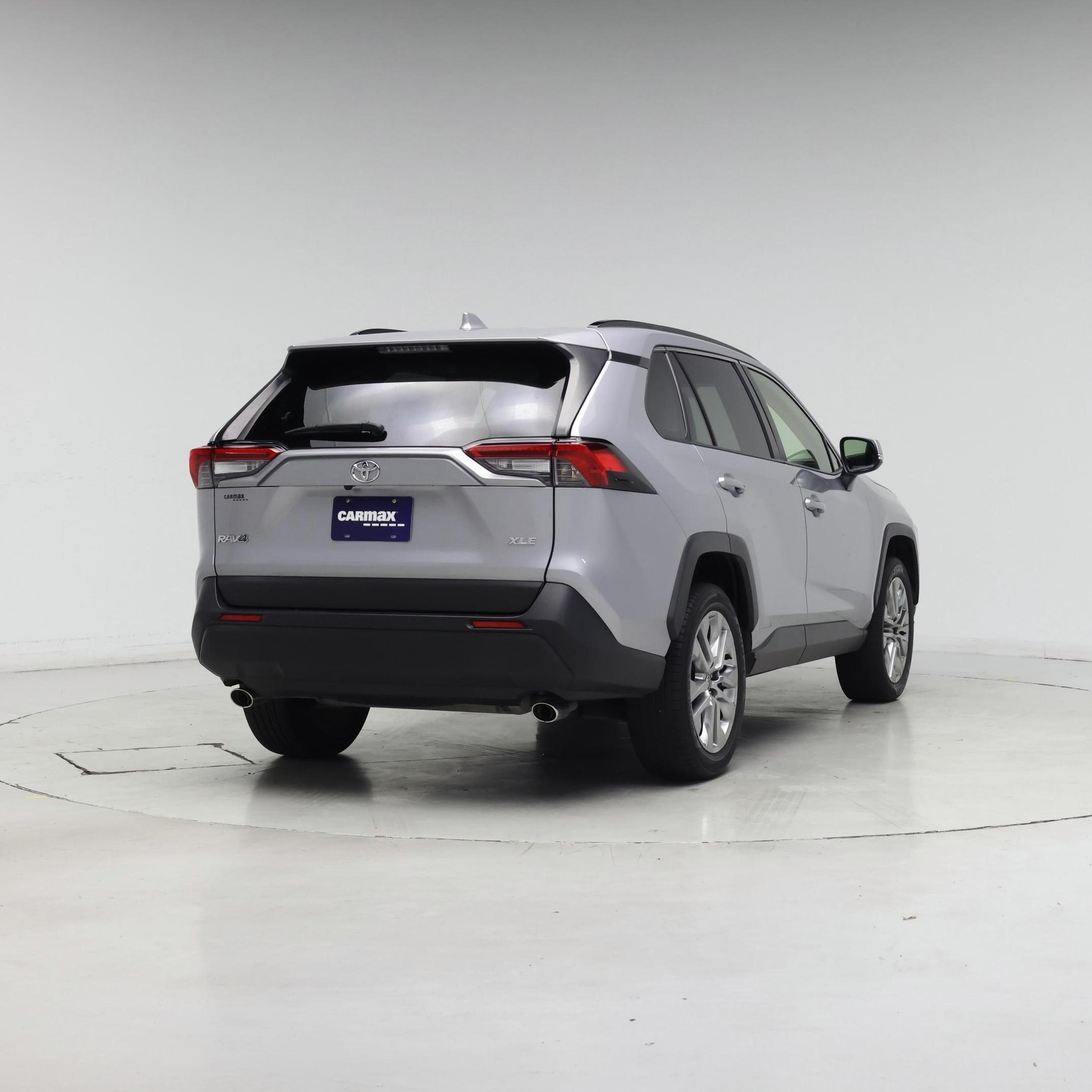 Thumbnail: 2023 Toyota RAV4 - 8