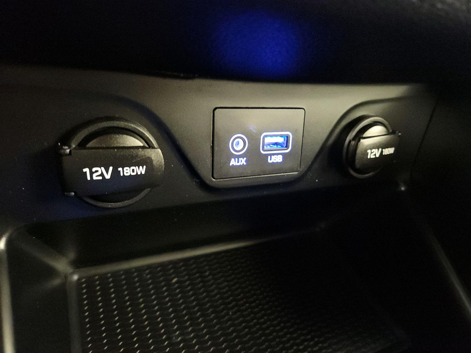 Thumbnail: 2020 Hyundai Tucson - 18