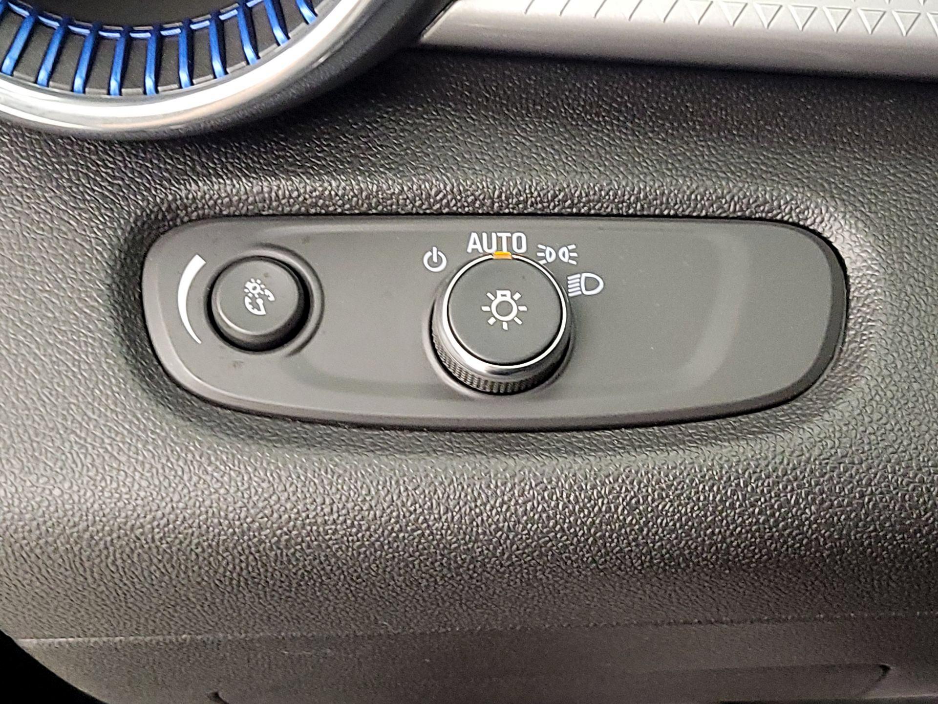 Thumbnail: 2025 Chevrolet Trax - 13